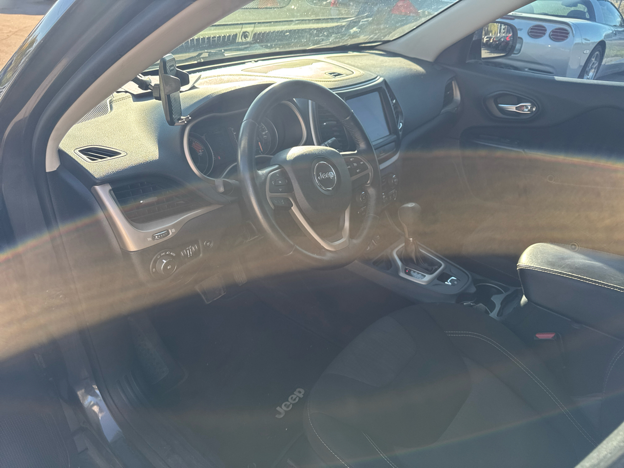 Jeep Cherokee FWD 4dr Latitude 2016 Jeep Cherokee FWD 4dr Latitude 2016