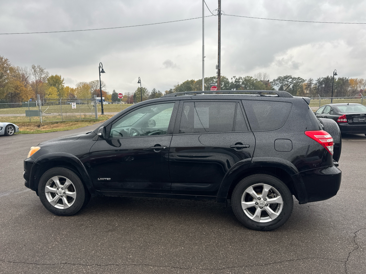 Toyota RAV4 4WD 4dr 4-cyl 4-Spd AT Ltd (Natl) 2011 Toyota RAV4 4WD 4dr 4-cyl 4-Spd AT Ltd (Natl) 2011