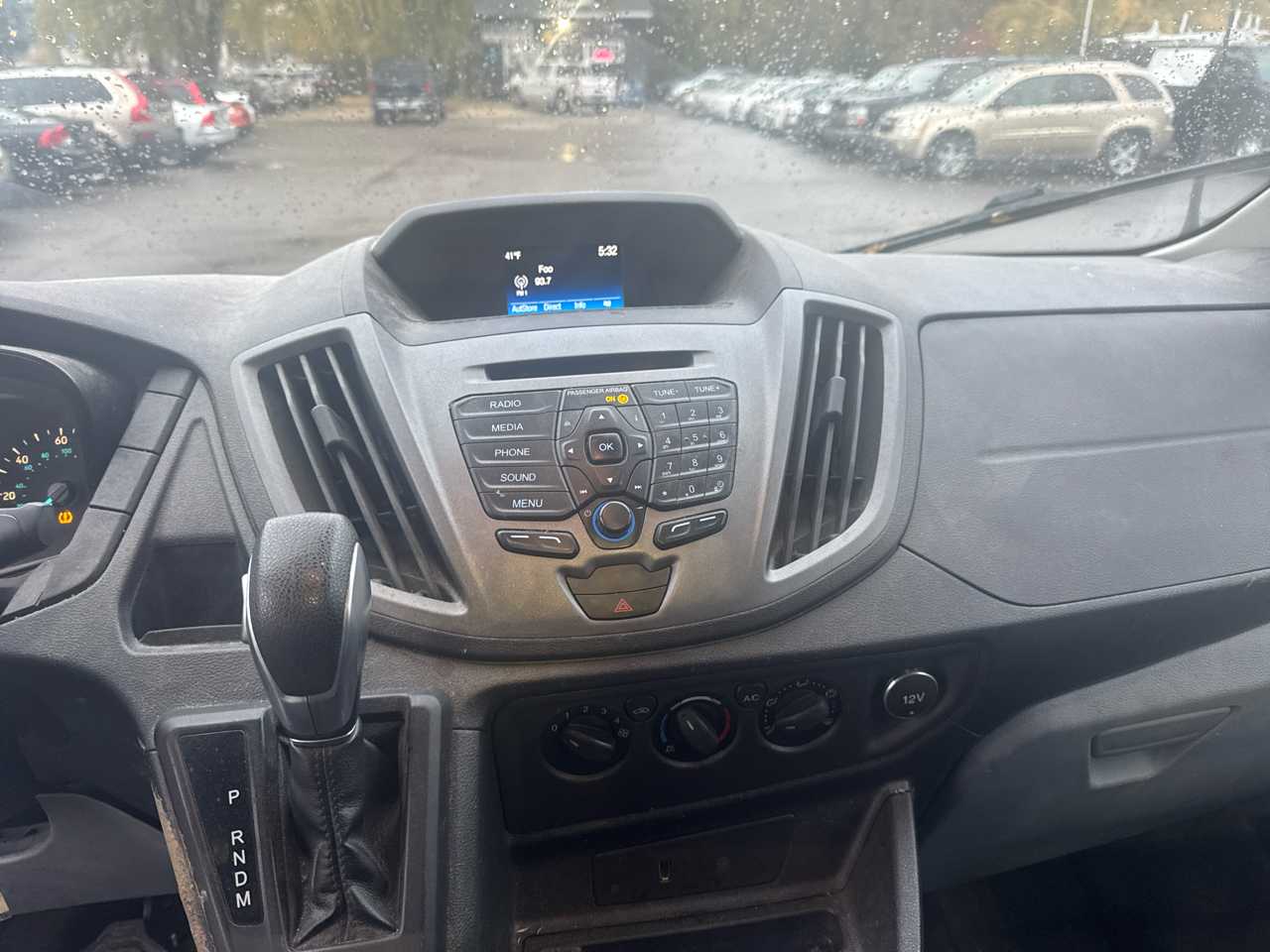 Ford Transit Van T-250 148" Med Rf 9000 GVWR Sliding RH Dr 2017 Ford Transit Van T-250 148" Med Rf 9000 GVWR Sliding RH Dr 2017