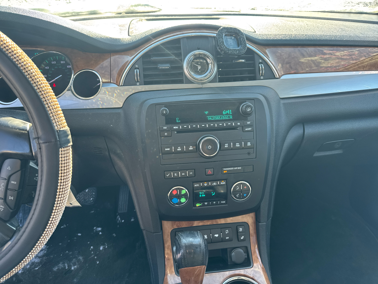 Buick Enclave AWD 4dr CXL-2 2011