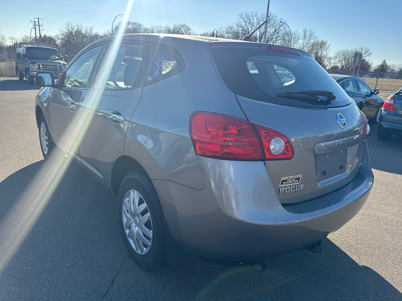 2010 Nissan Rogue AWD S photo 4