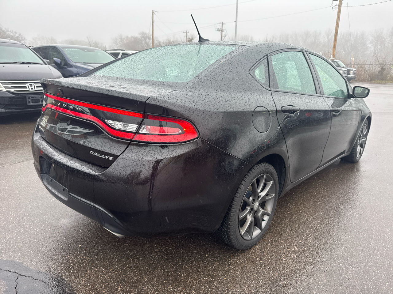 2015 Dodge Dart SXT photo 4