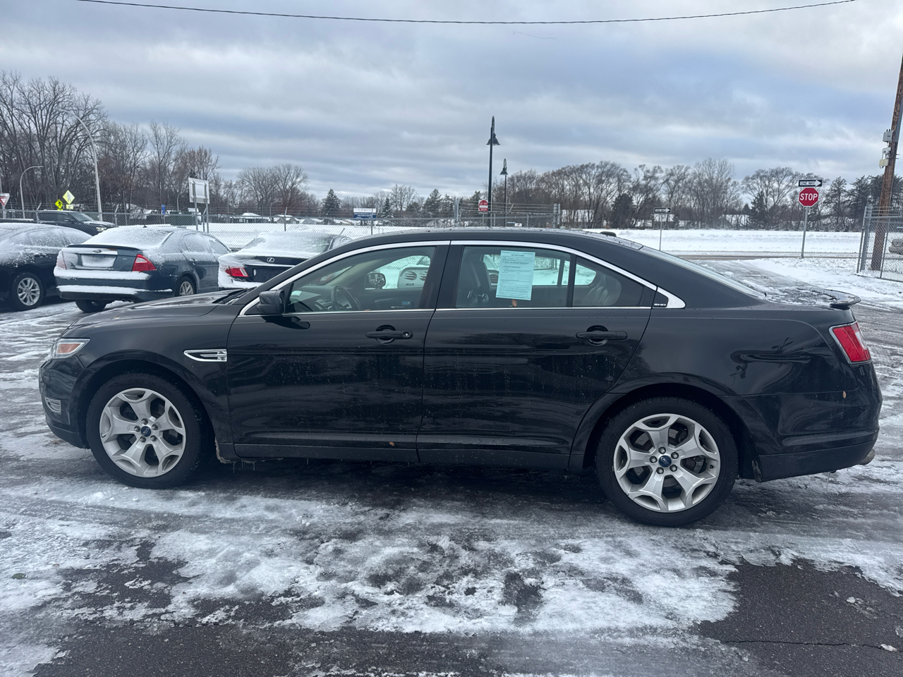 2011 Ford Taurus SHO photo 3
