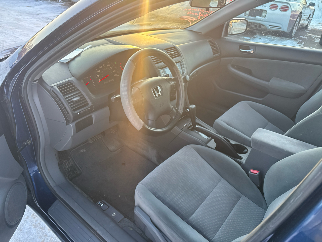 Honda Accord Sdn LX AT 2005