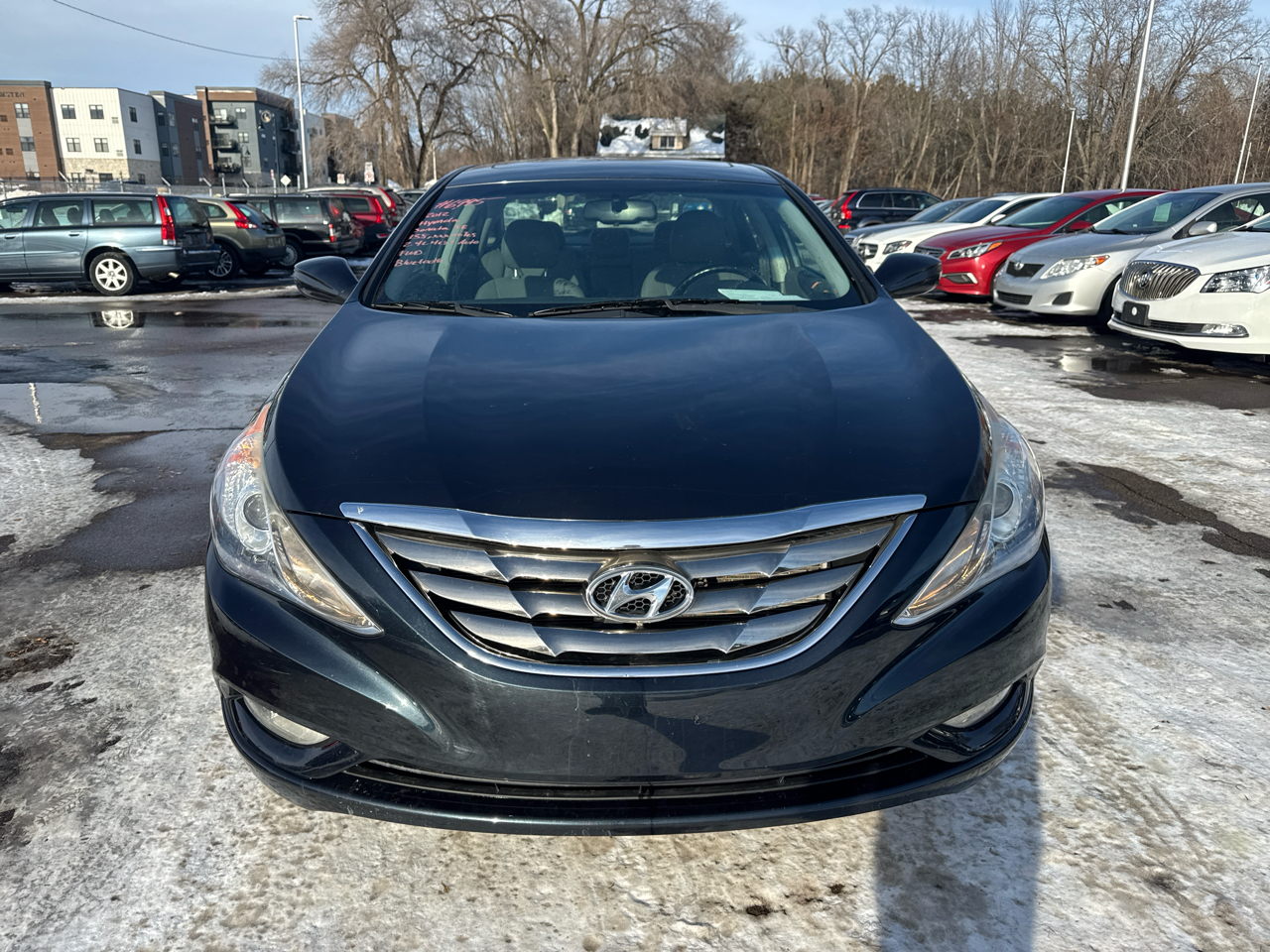 Hyundai Sonata 4dr Sdn 2.4L Auto SE 2012