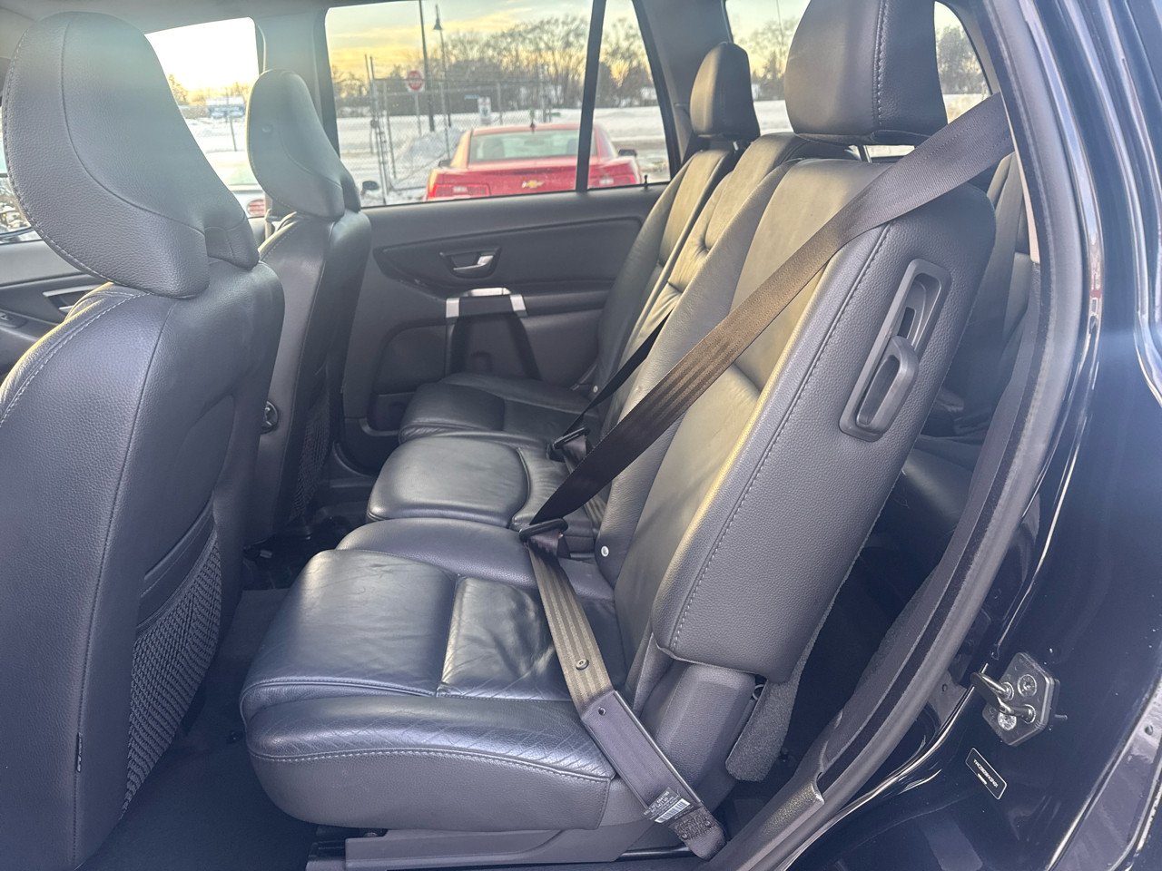 Volvo XC90 AWD 4dr I6 w/Snrf/3rd Row 2008