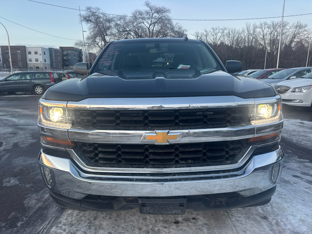 Chevrolet Silverado 1500 4WD Double Cab 143.5" LT w/1LT 2018