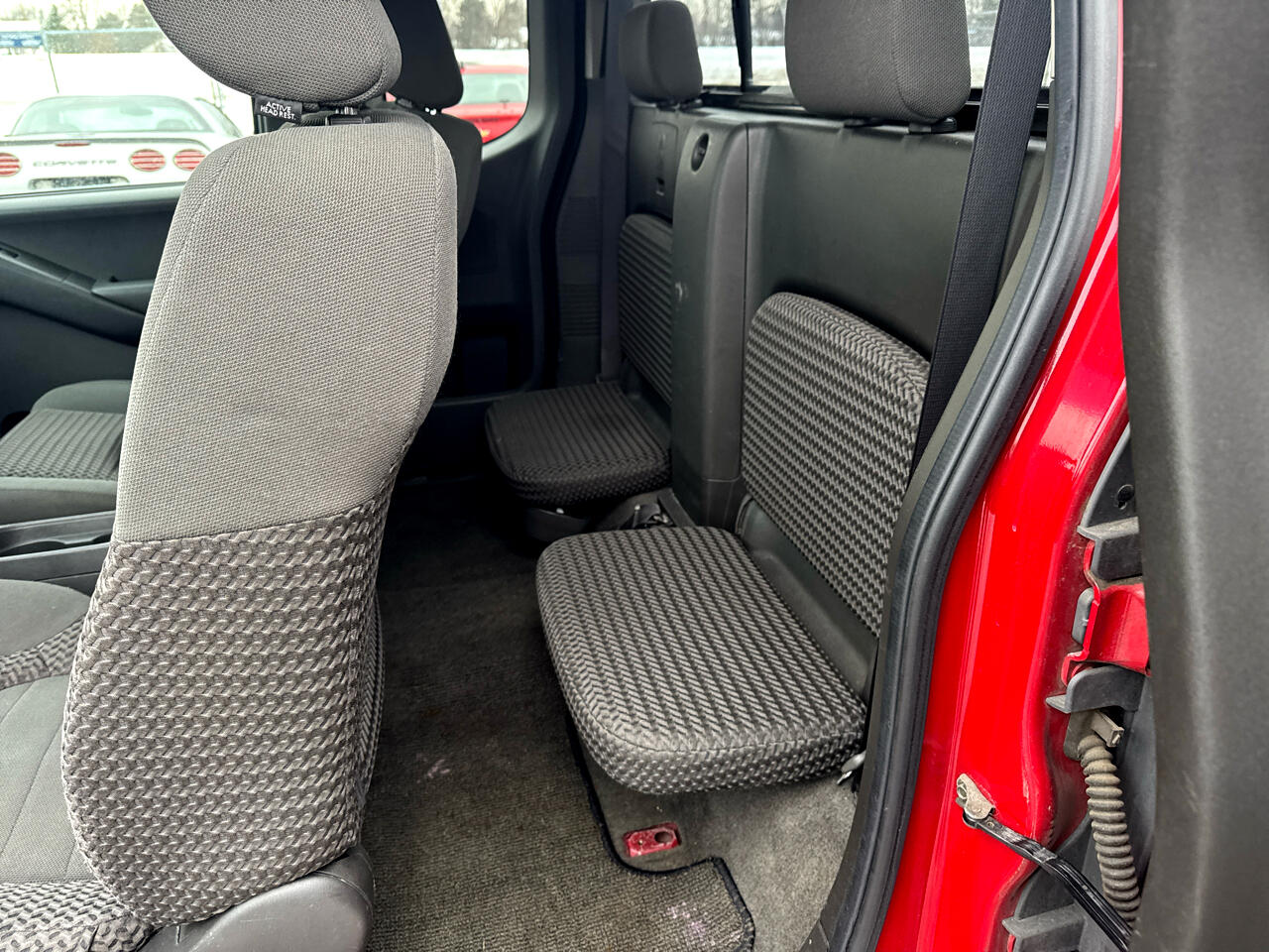 Nissan Frontier 2WD King Cab V6 Auto SE 2006