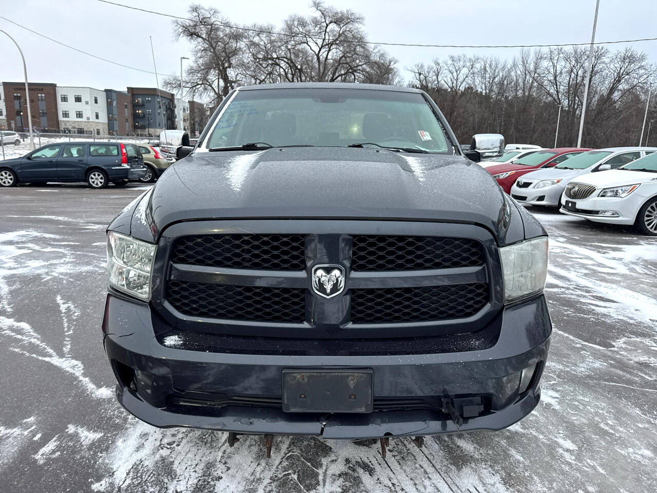 RAM 1500 4WD Quad Cab 140.5" Express 2013
