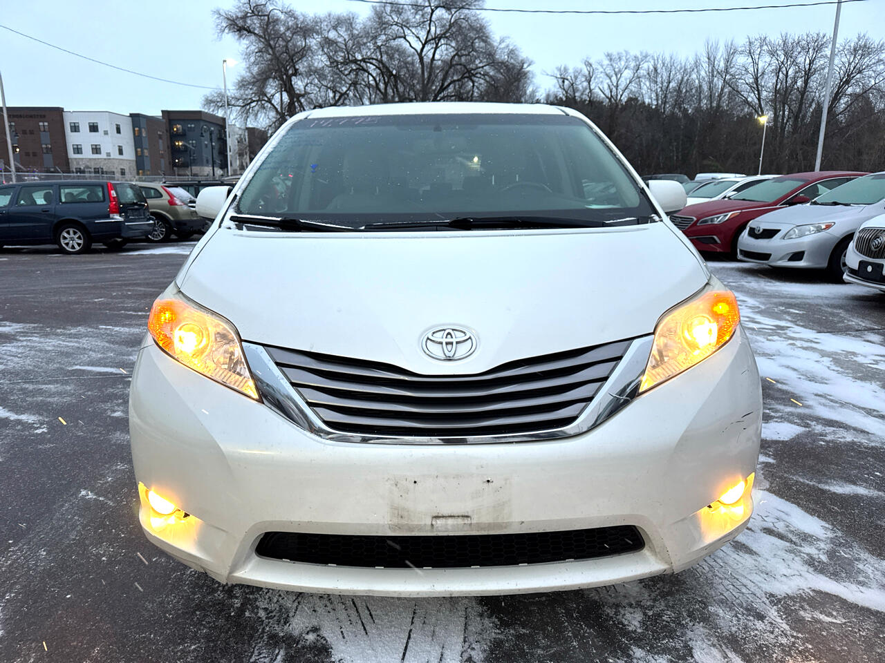 Toyota Sienna Limited Premium AWD 7-Passenger (Natl) 2017