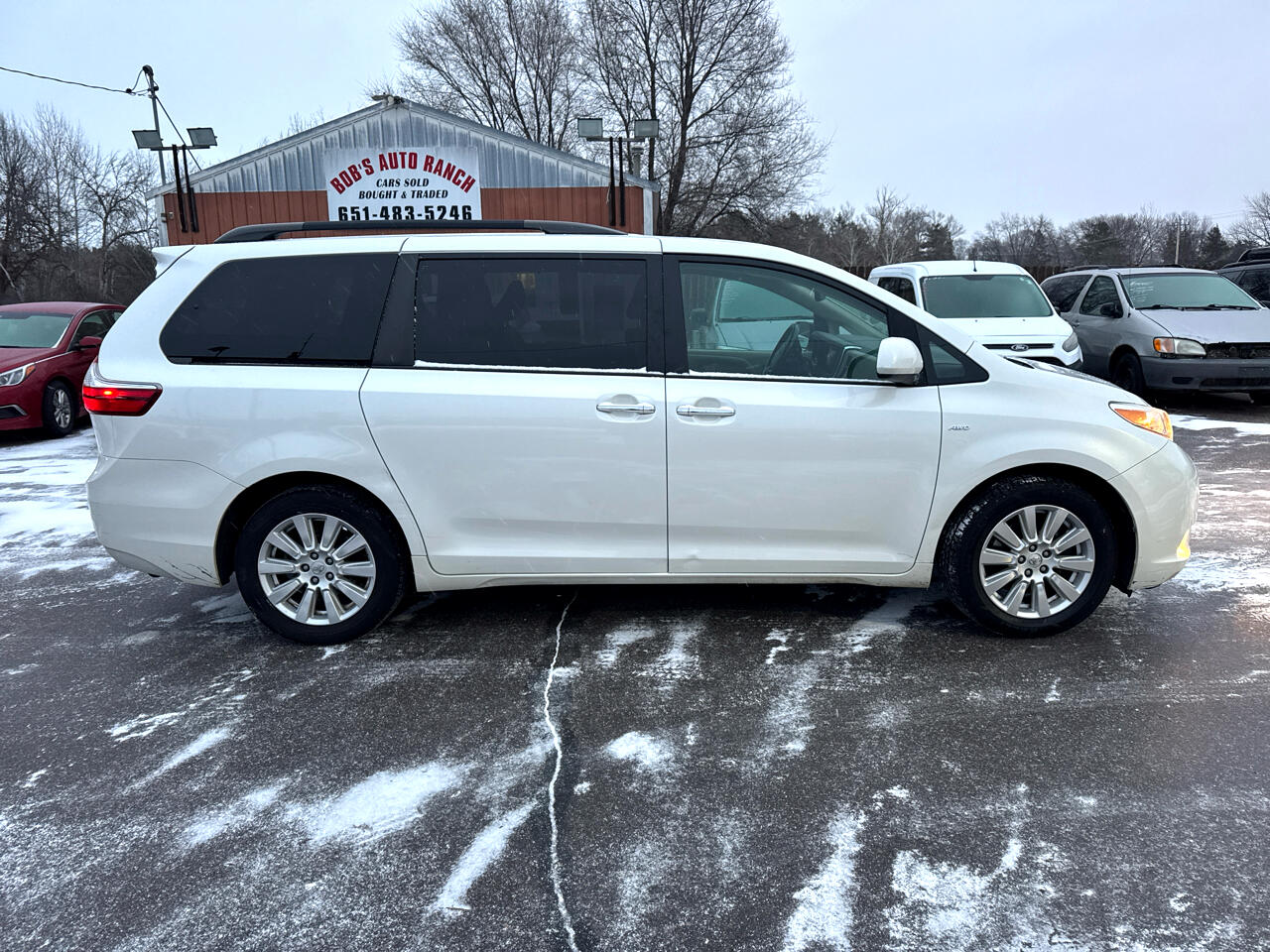 Toyota Sienna Limited Premium AWD 7-Passenger (Natl) 2017
