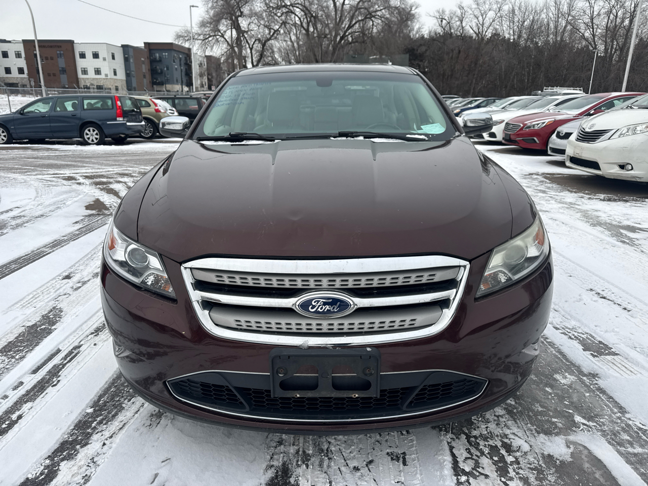 Ford Taurus 4dr Sdn Limited FWD 2010