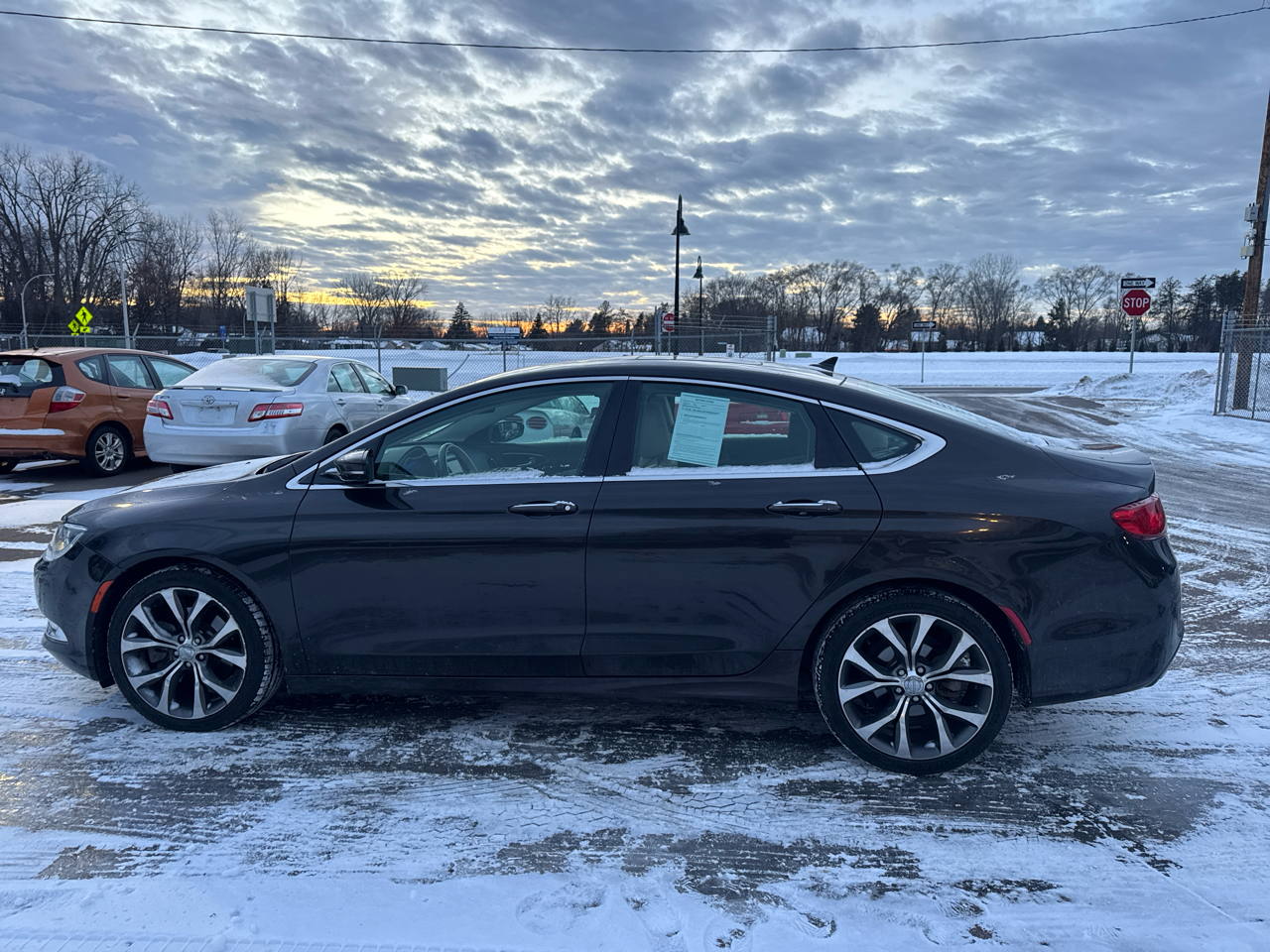 Chrysler 200 4dr Sdn C AWD 2015