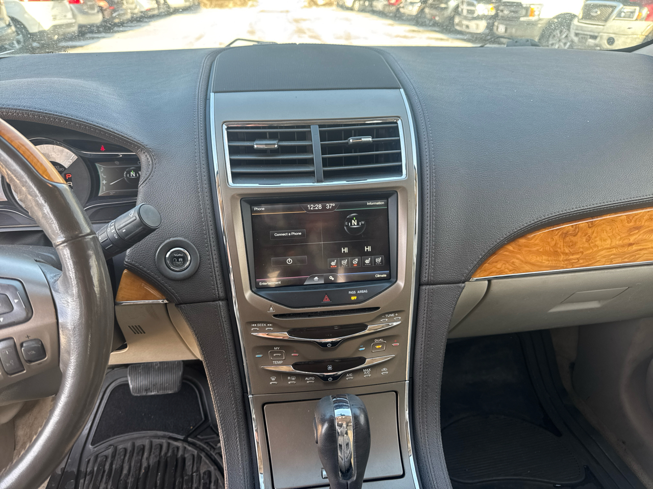 Lincoln MKX AWD 4dr 2011