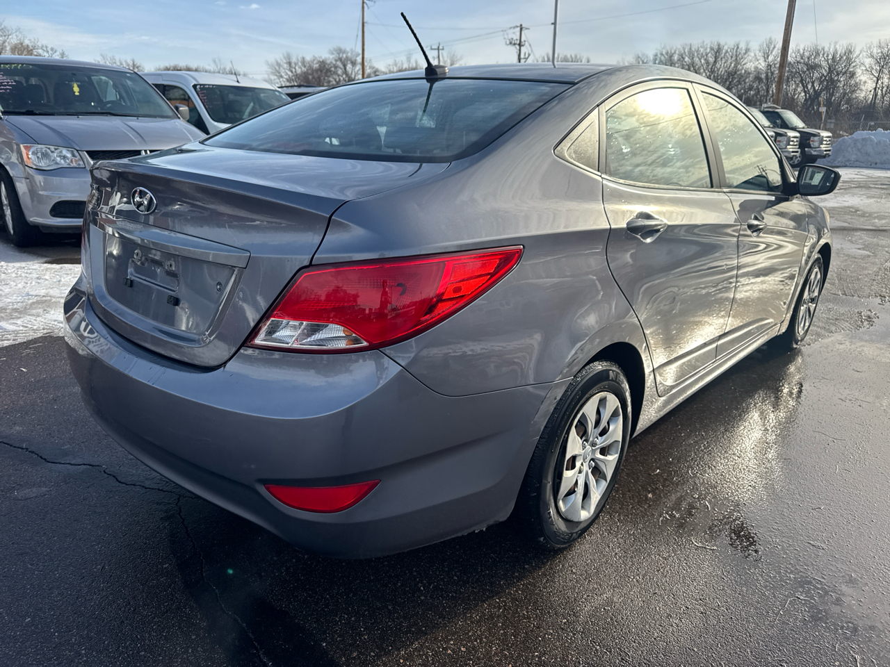 Hyundai Accent 4dr Sdn Auto GLS 2015