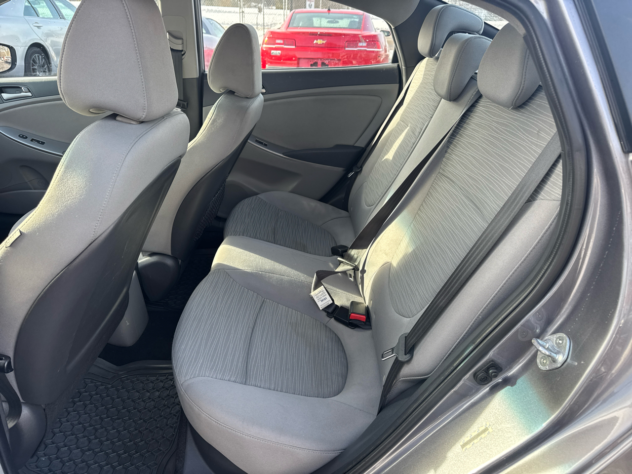 Hyundai Accent 4dr Sdn Auto GLS 2015