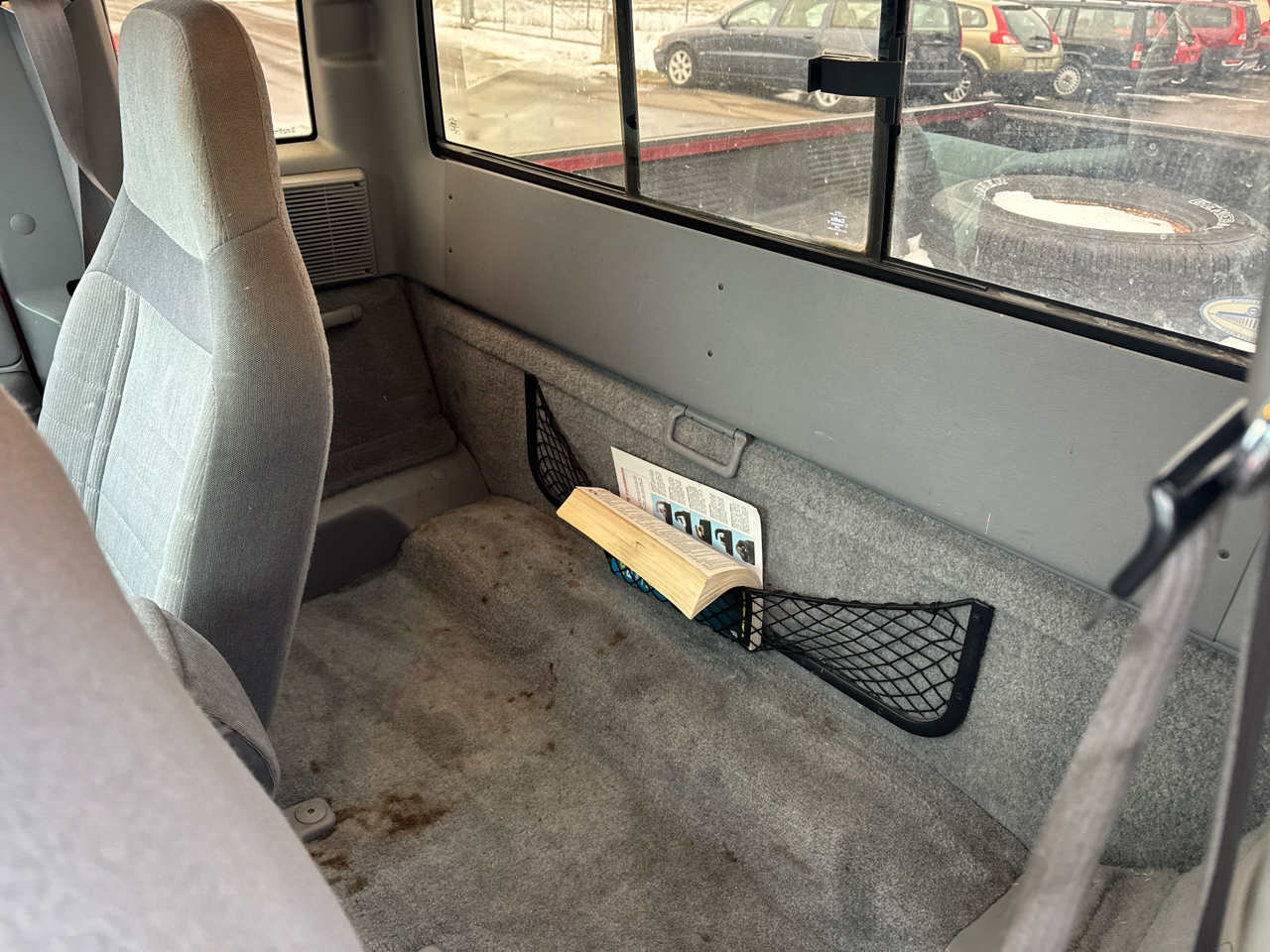 Ford Ranger 4WD Reg Cab 112" XLT 1997