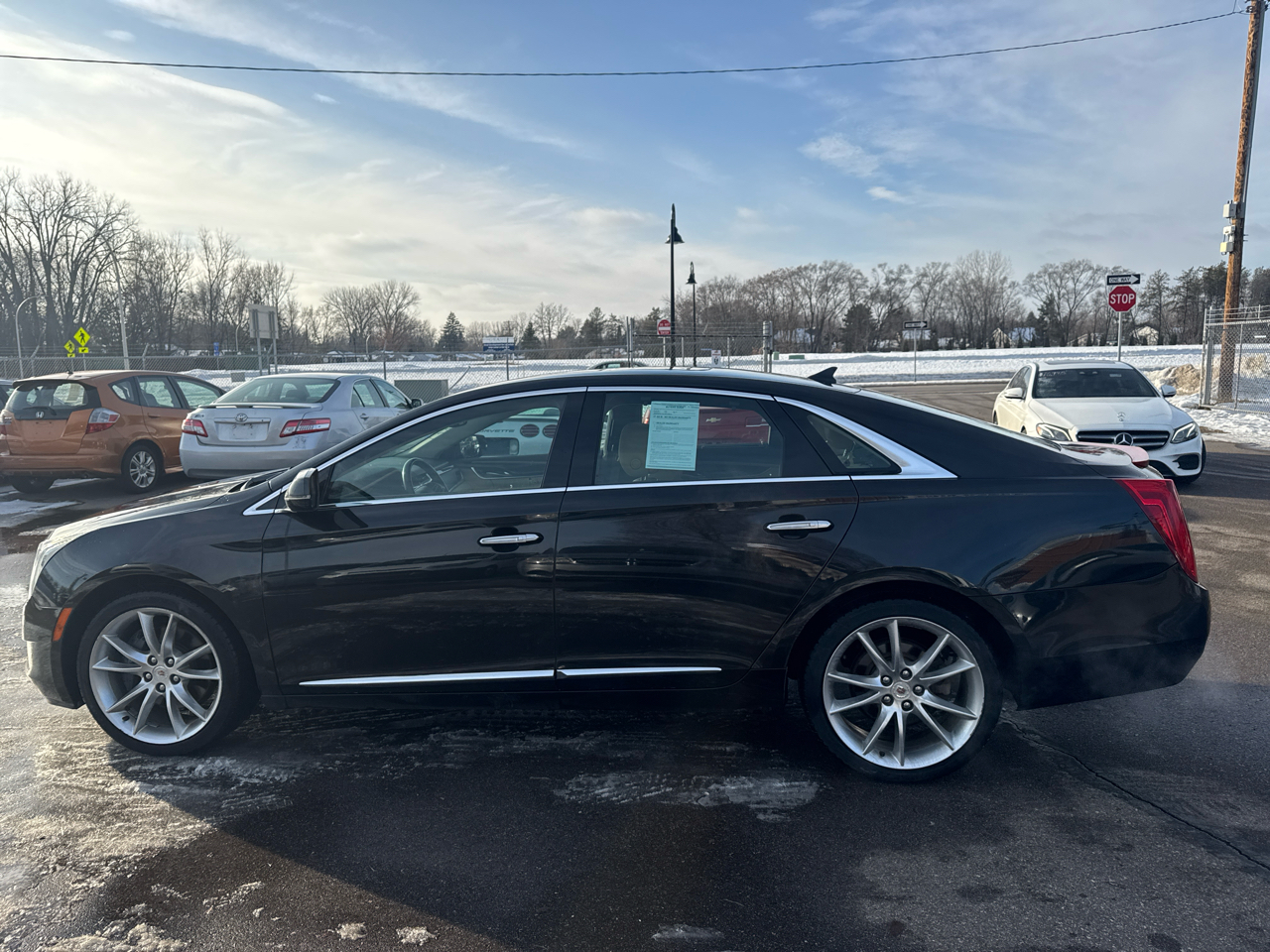 Cadillac XTS 4dr Sdn Premium AWD 2013
