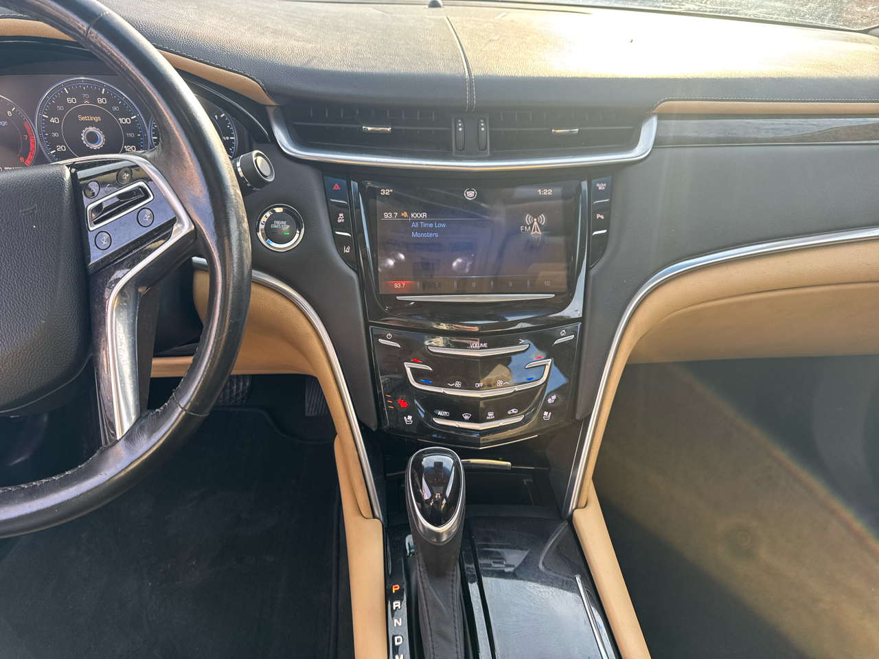 Cadillac XTS 4dr Sdn Premium AWD 2013