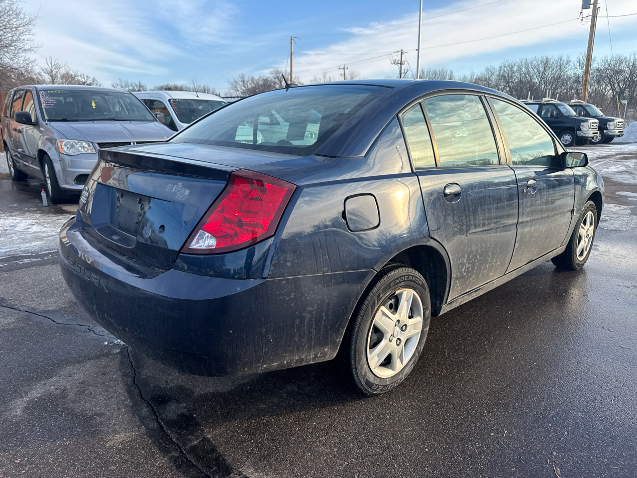 Saturn ION 4dr Sdn Auto ION 2 2007