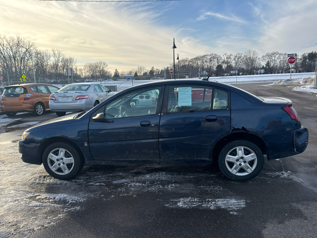 Saturn ION 4dr Sdn Auto ION 2 2007
