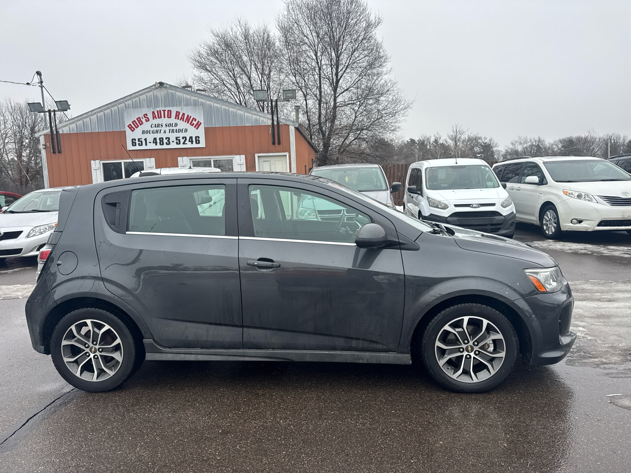 Chevrolet Sonic 5dr HB Auto LT w/1SD 2017