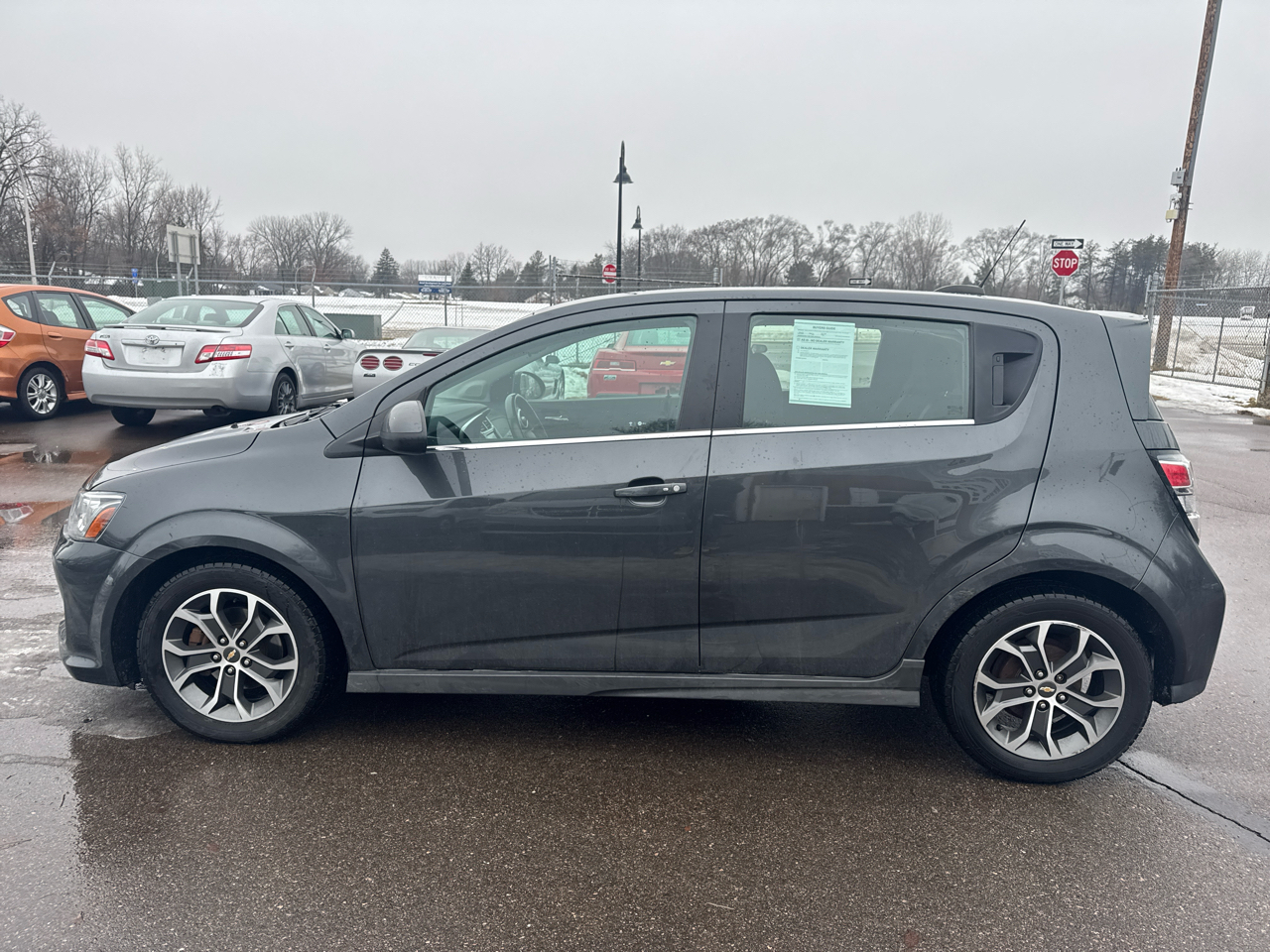 Chevrolet Sonic 5dr HB Auto LT w/1SD 2017