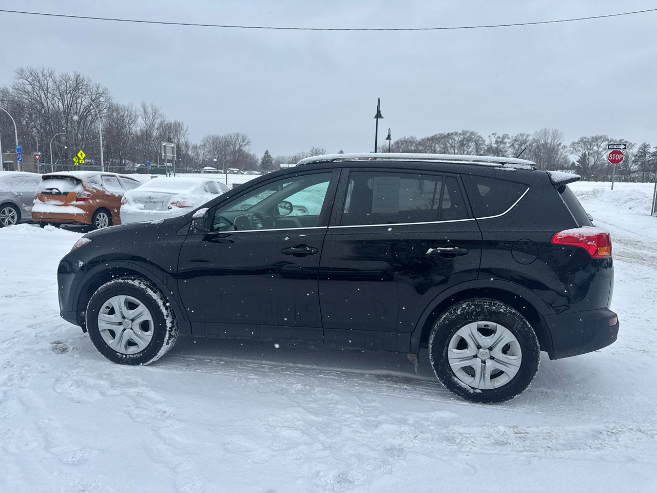 Toyota RAV4 AWD 4dr LE (Natl) 2015