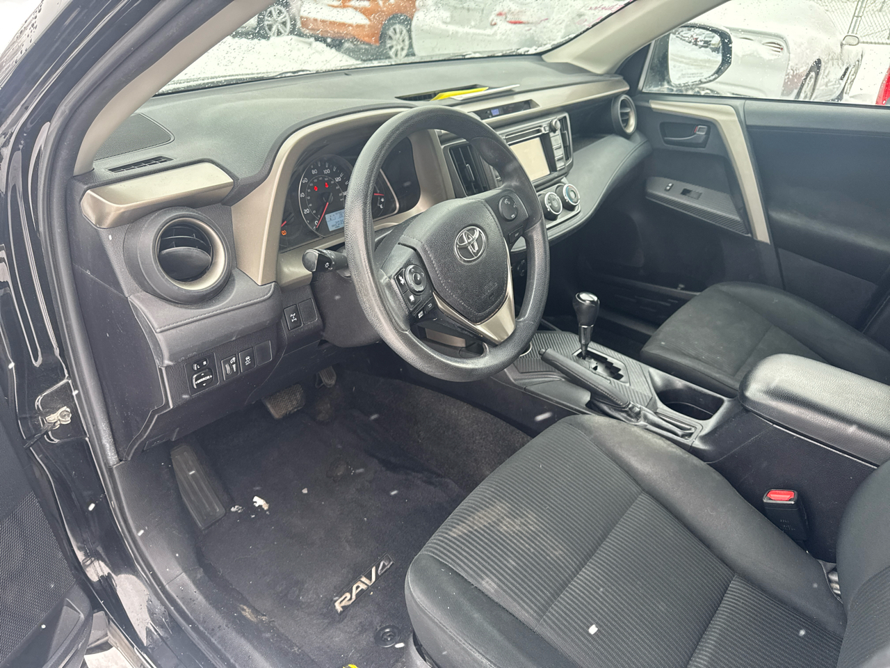 Toyota RAV4 AWD 4dr LE (Natl) 2015