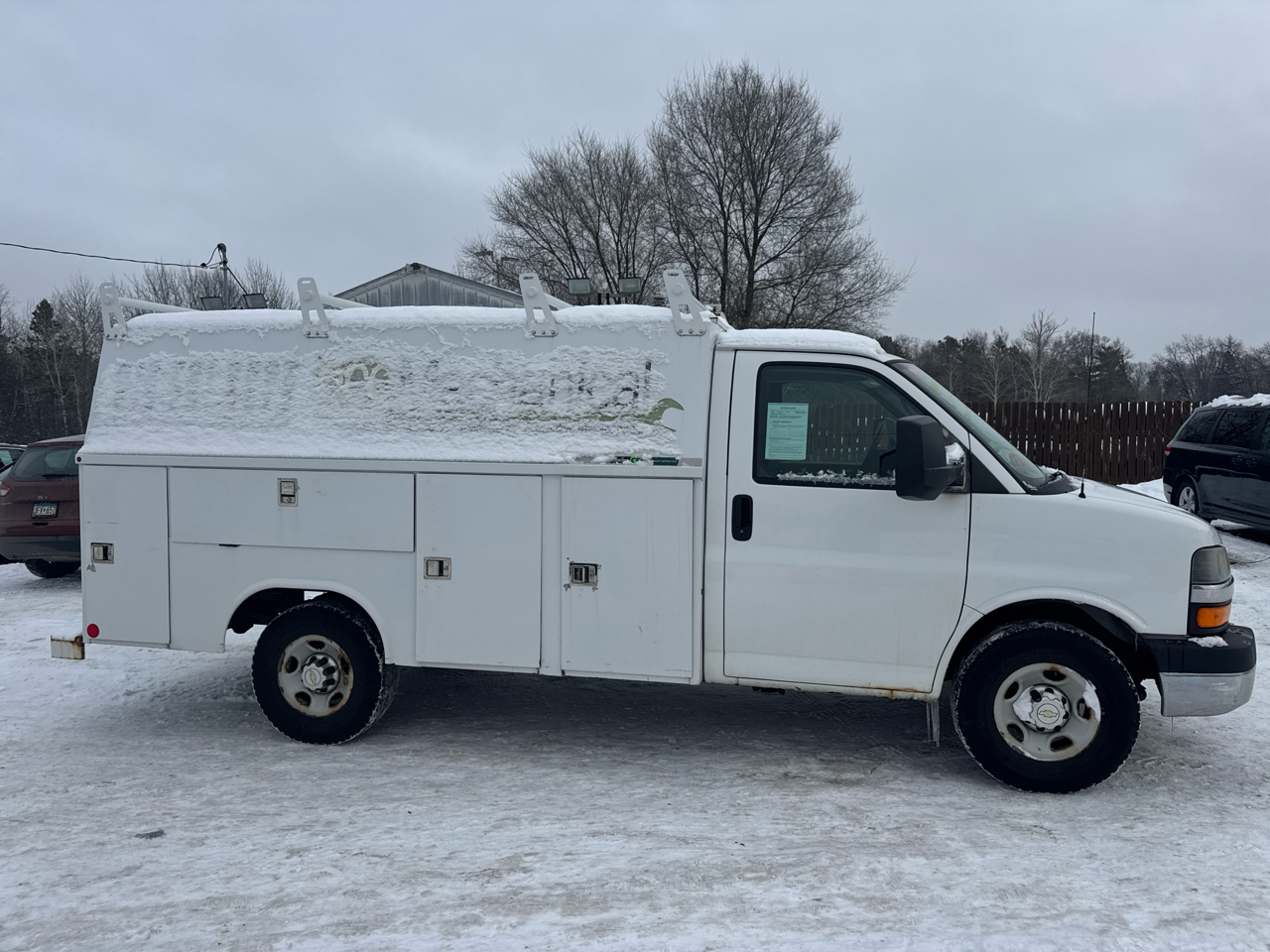Chevrolet Express Commercial Cutaway 3500 Van 139" 2014