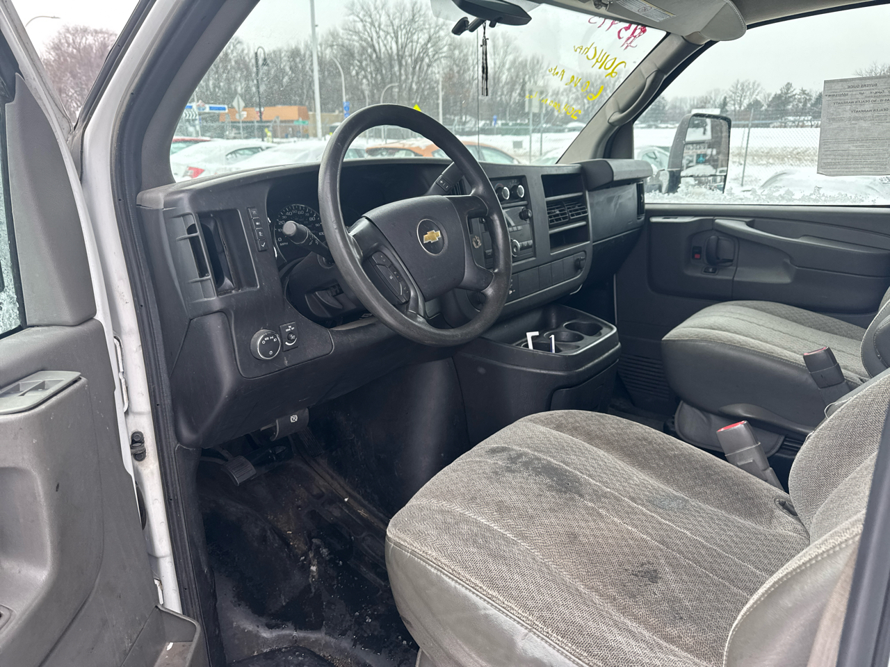 Chevrolet Express Commercial Cutaway 3500 Van 139" 2014