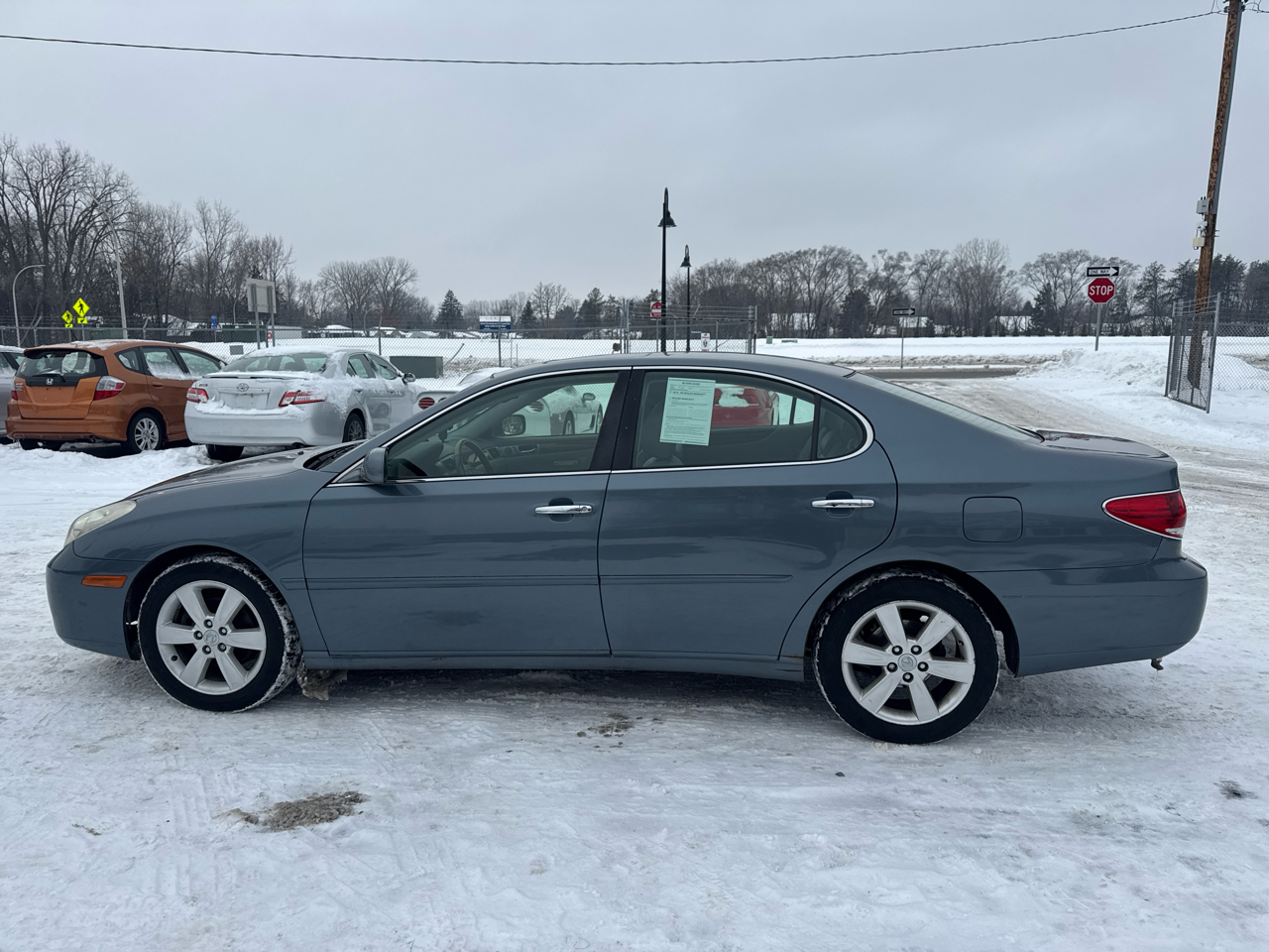 Lexus ES 330 4dr Sdn 2005