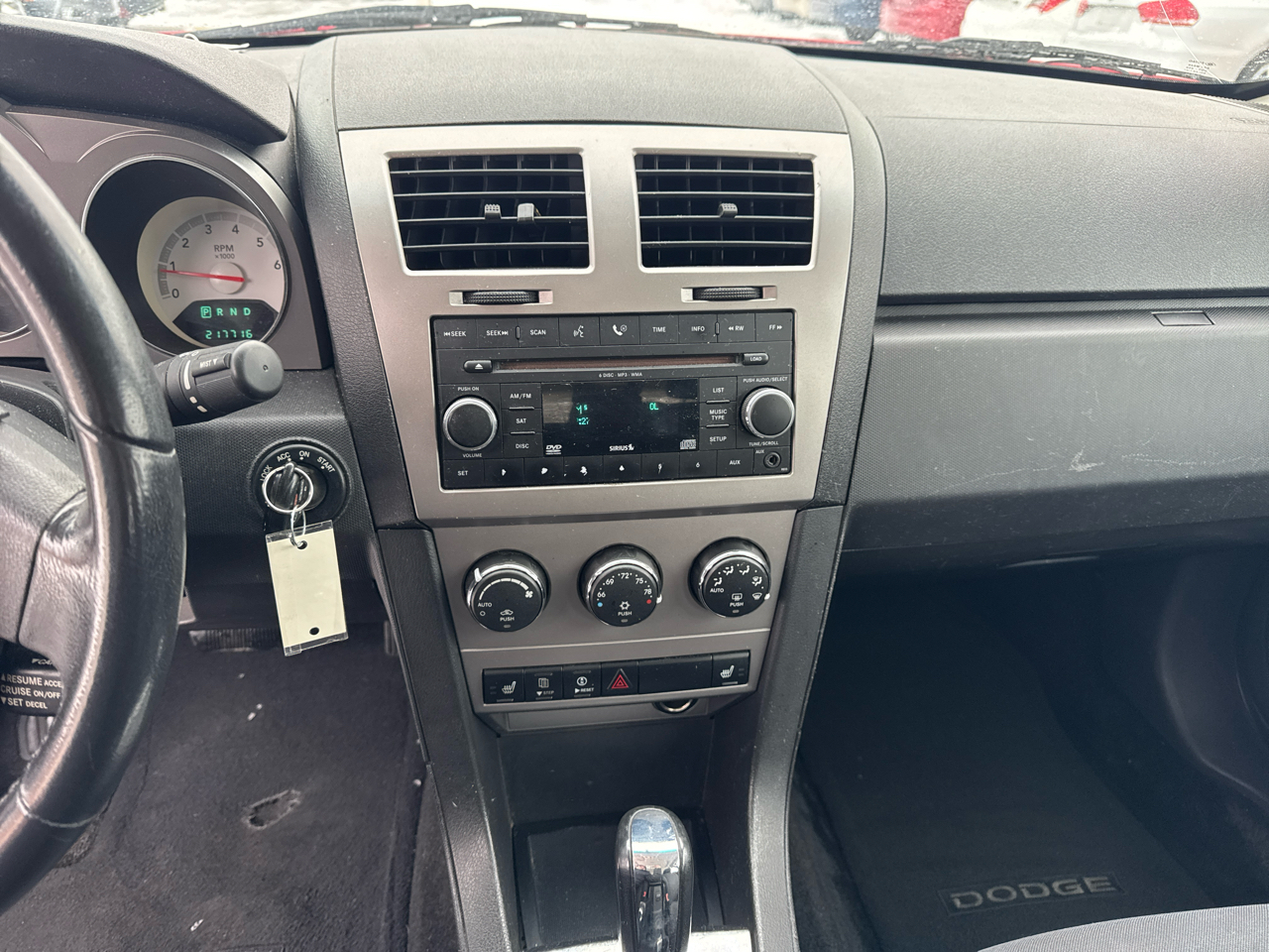 Dodge Avenger 4dr Sdn R/T 2009