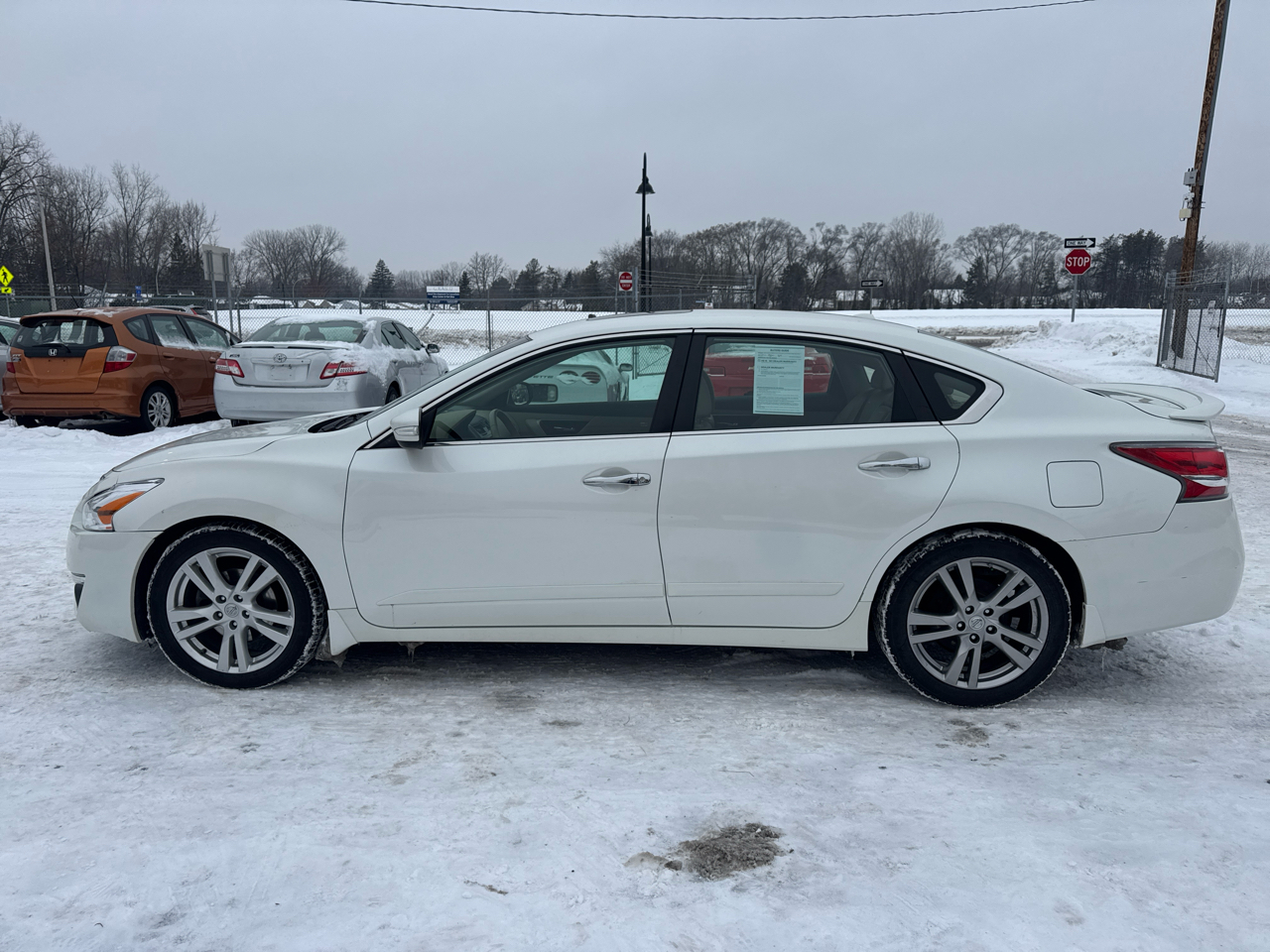 Nissan Altima 4dr Sdn V6 3.5 SL *Ltd Avail* 2015