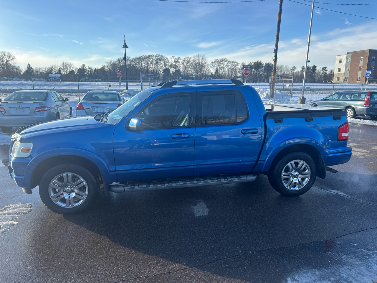 Ford Explorer Sport Trac 4WD 4dr Limited 2010