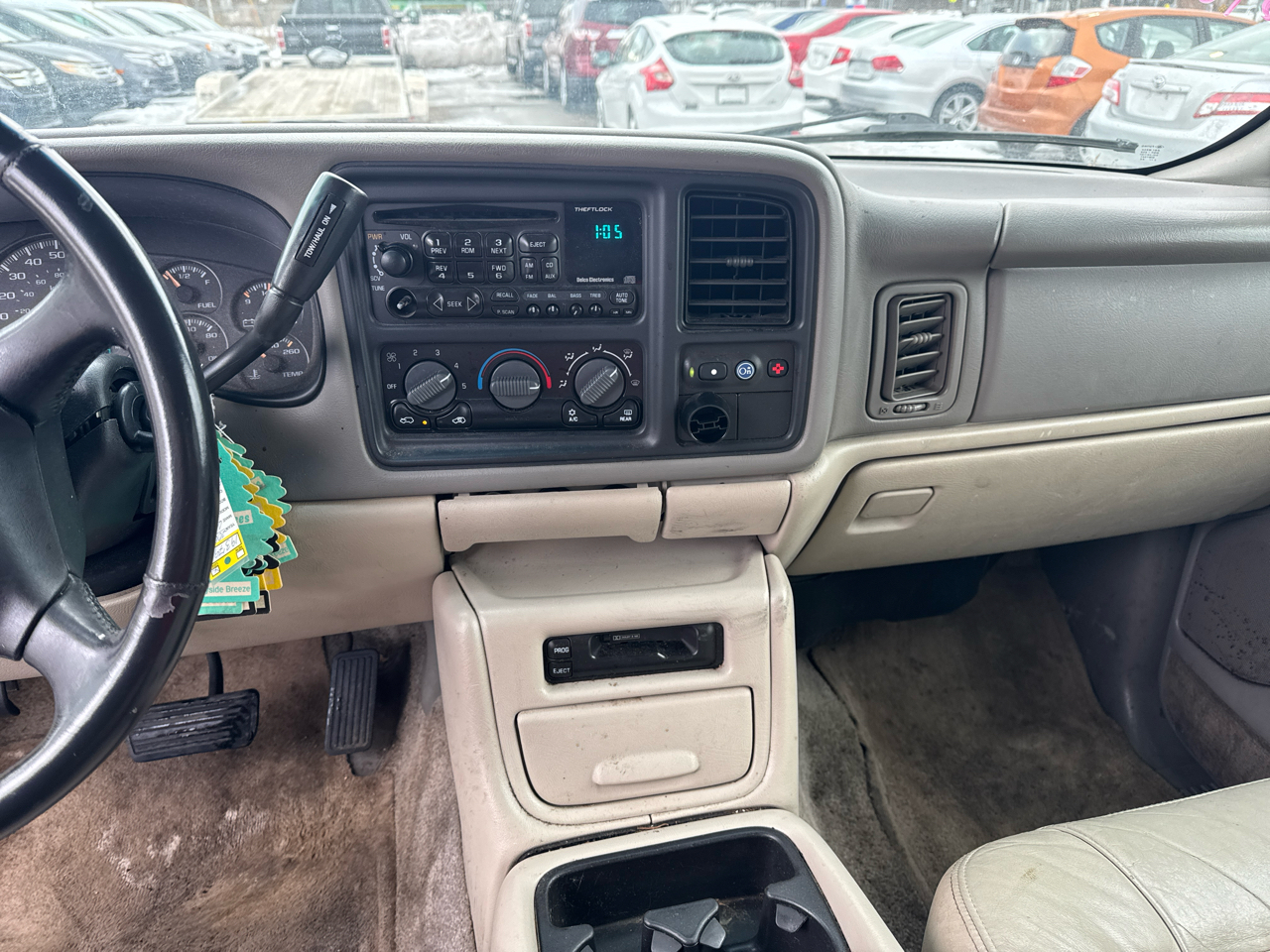 Chevrolet Tahoe 4dr 4WD LS 2001