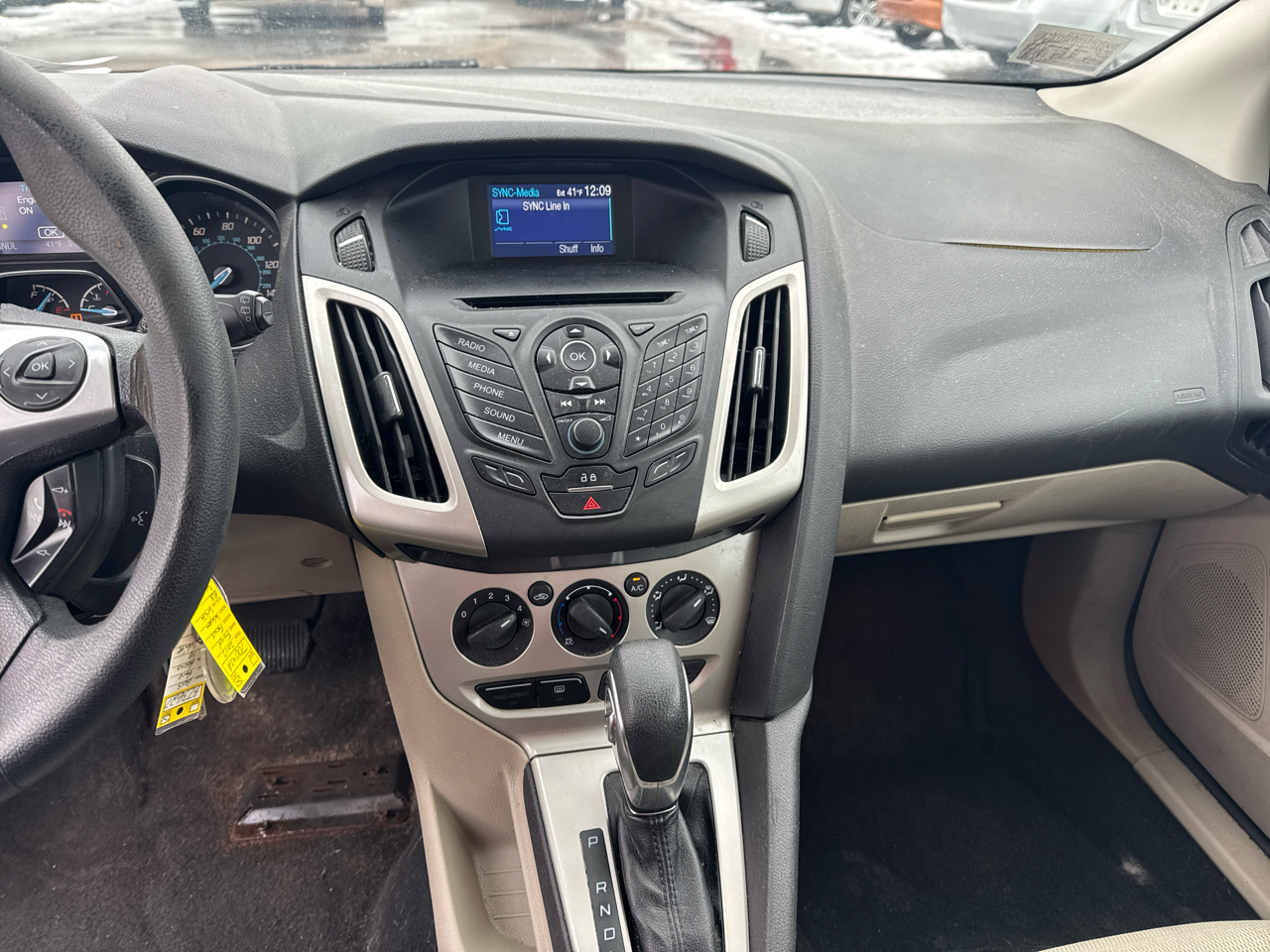 Ford Focus 5dr HB SE 2013