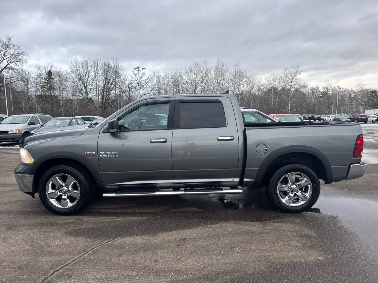 RAM 1500 4WD Crew Cab 140.5" Big Horn 2013