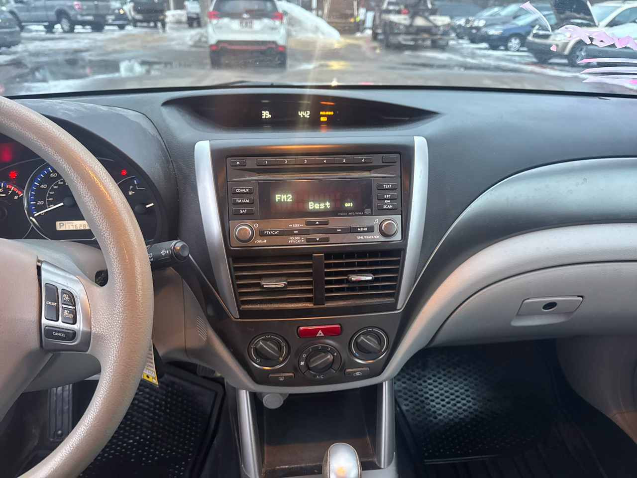 Subaru Forester 4dr Auto 2.5X w/Alloy Wheel Value Pkg 2011