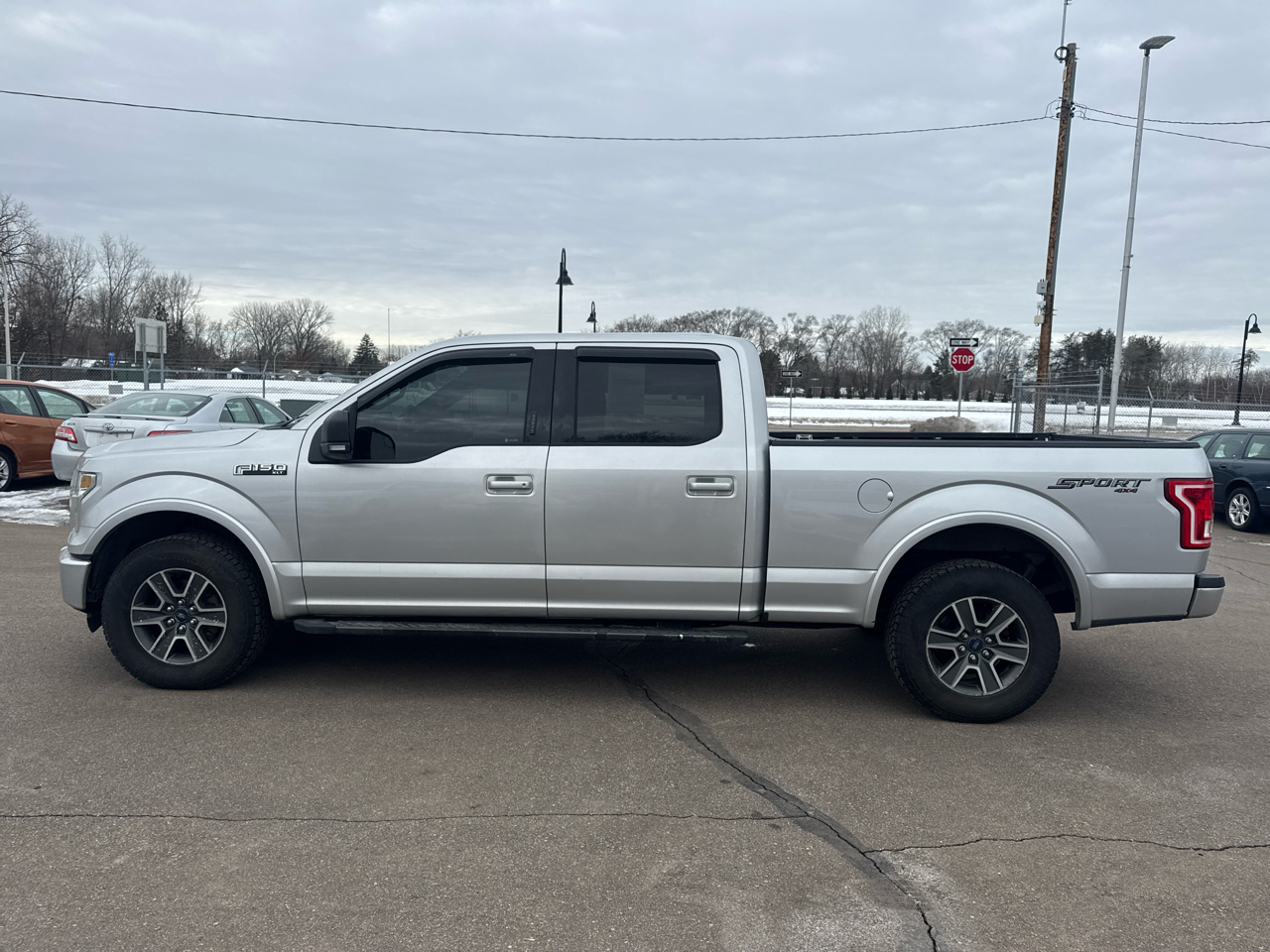 Ford F-150 4WD SuperCrew 157" XLT 2016