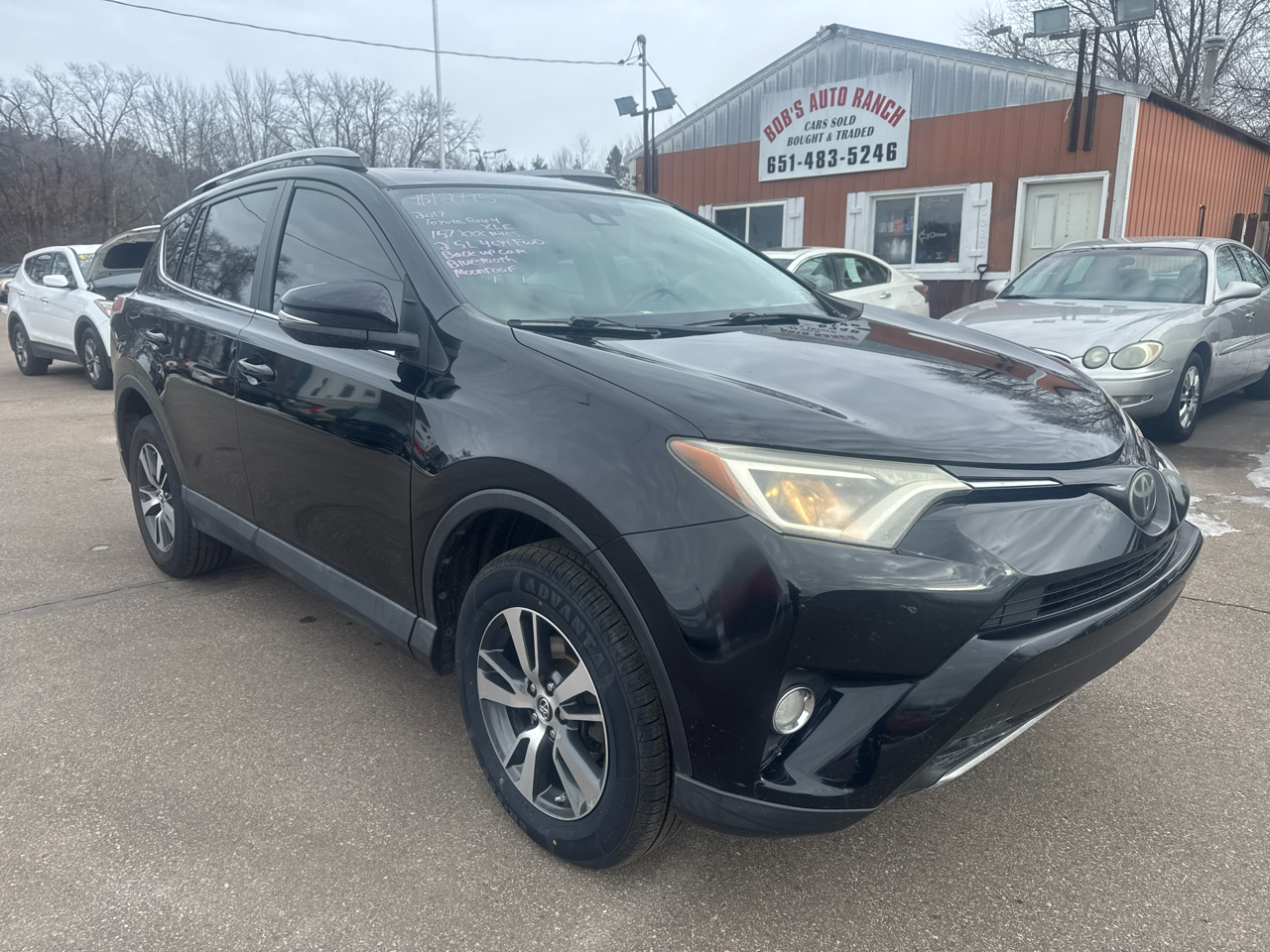 Toyota RAV4 XLE FWD (Natl) 2017