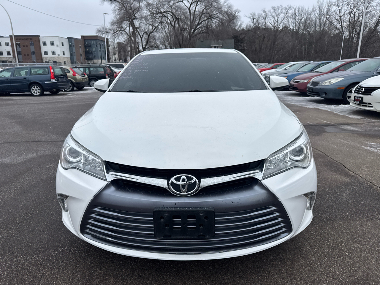 Toyota Camry XLE Auto (Natl) 2017
