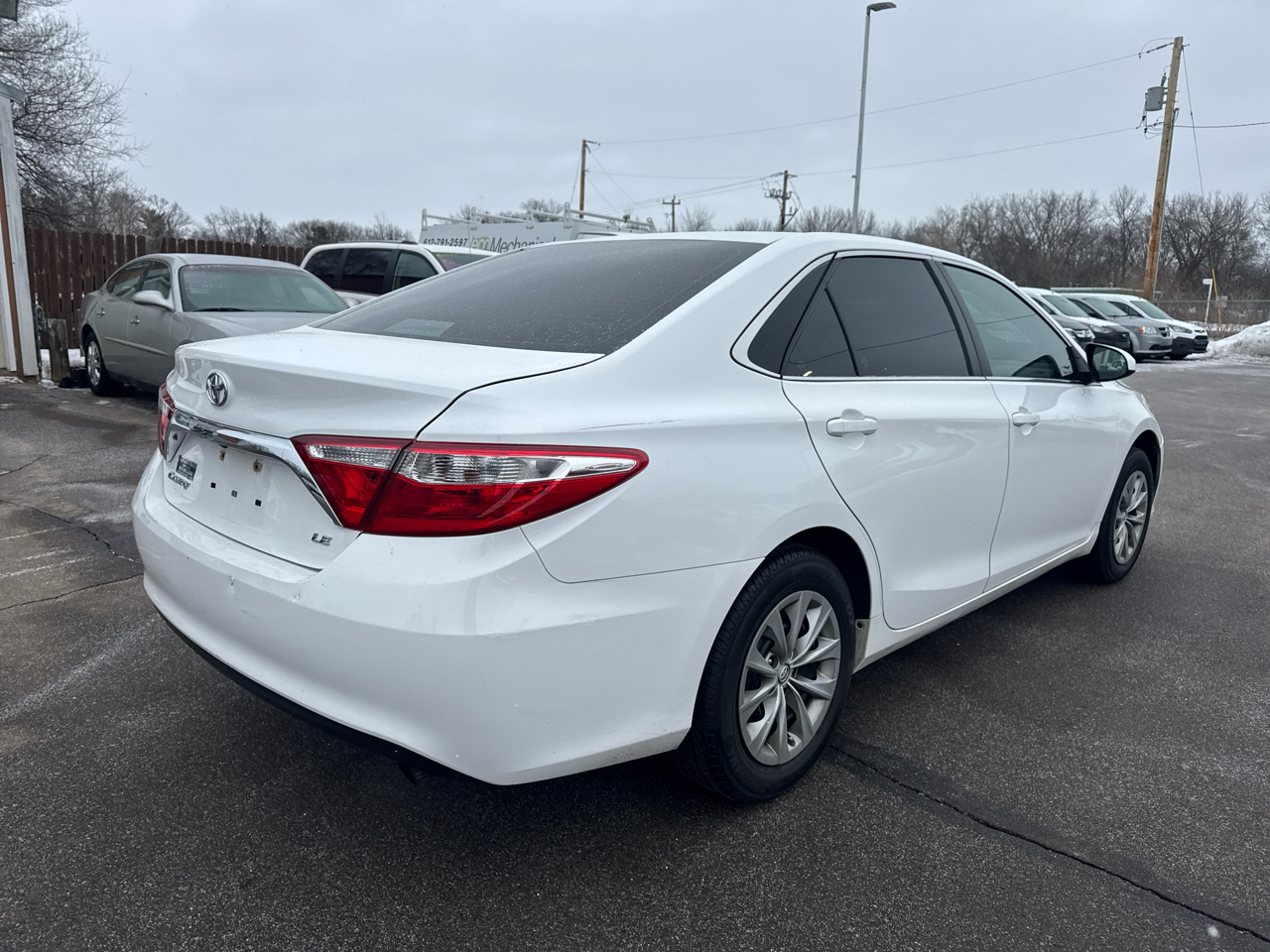 Toyota Camry XLE Auto (Natl) 2017
