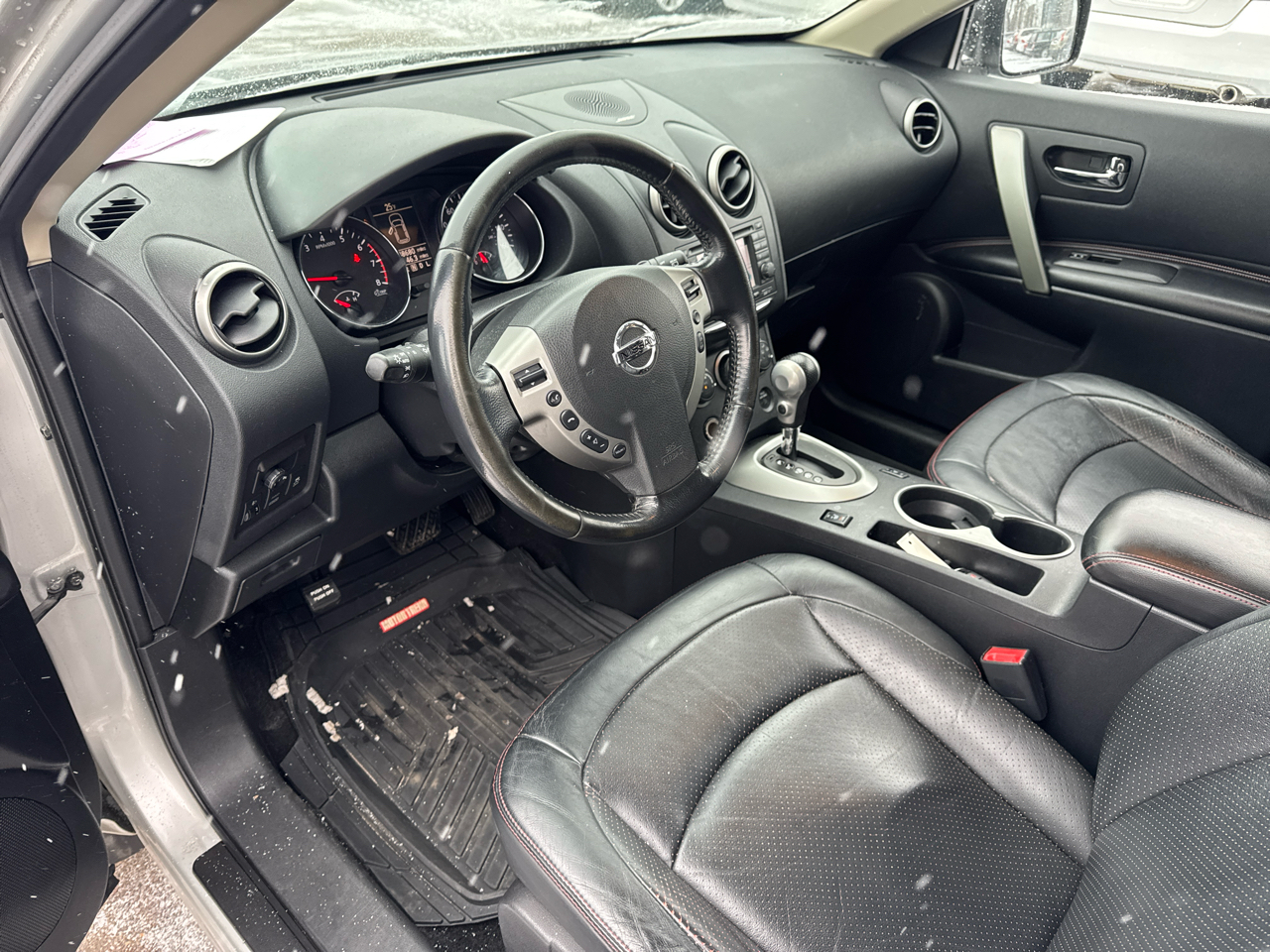 Nissan Rogue AWD 4dr SV 2011