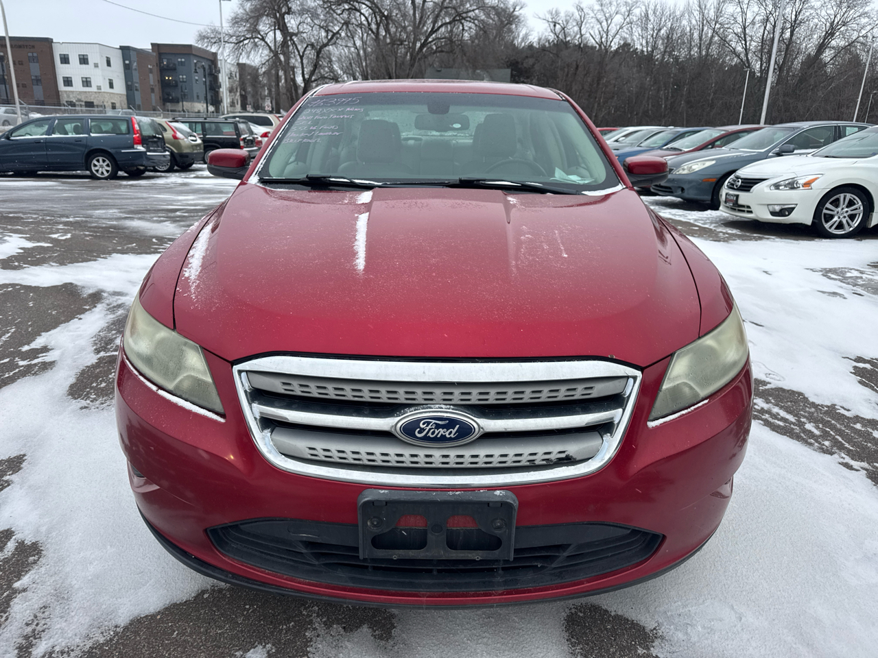 Ford Taurus 4dr Sdn SEL FWD 2011