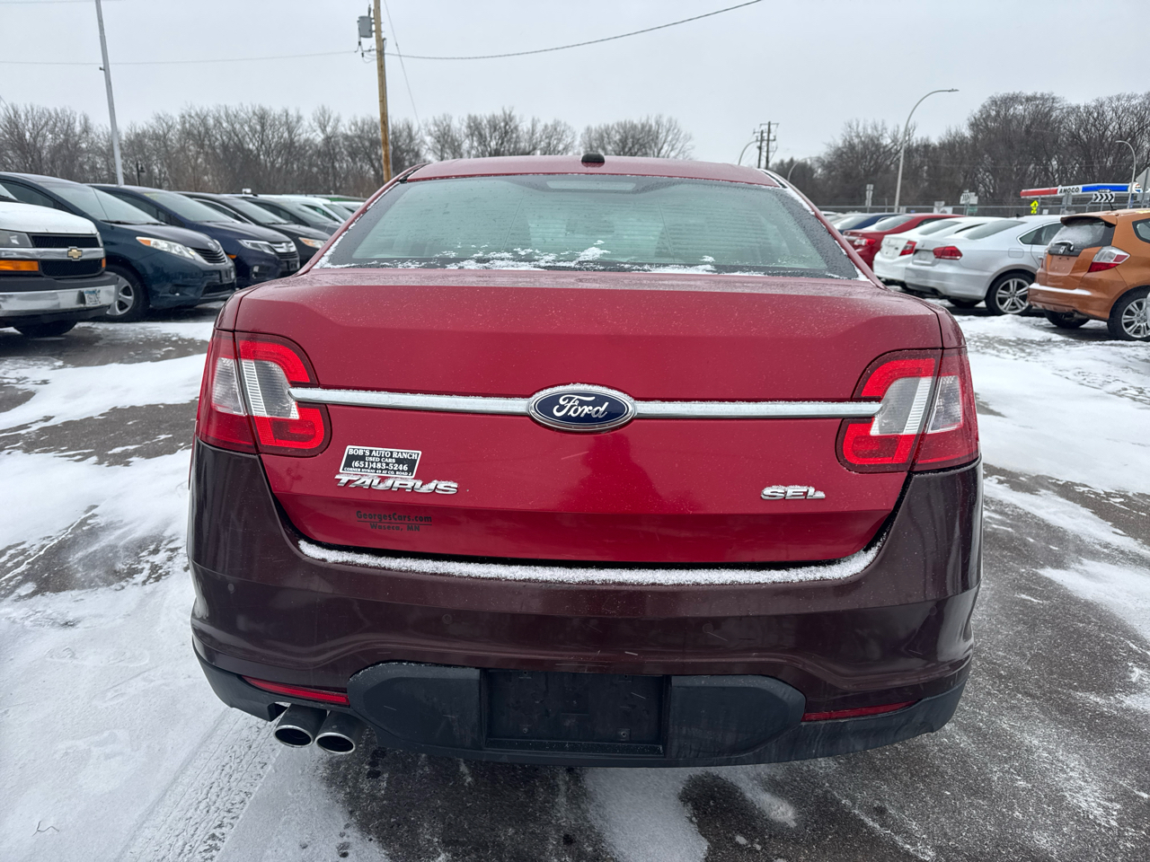 Ford Taurus 4dr Sdn SEL FWD 2011