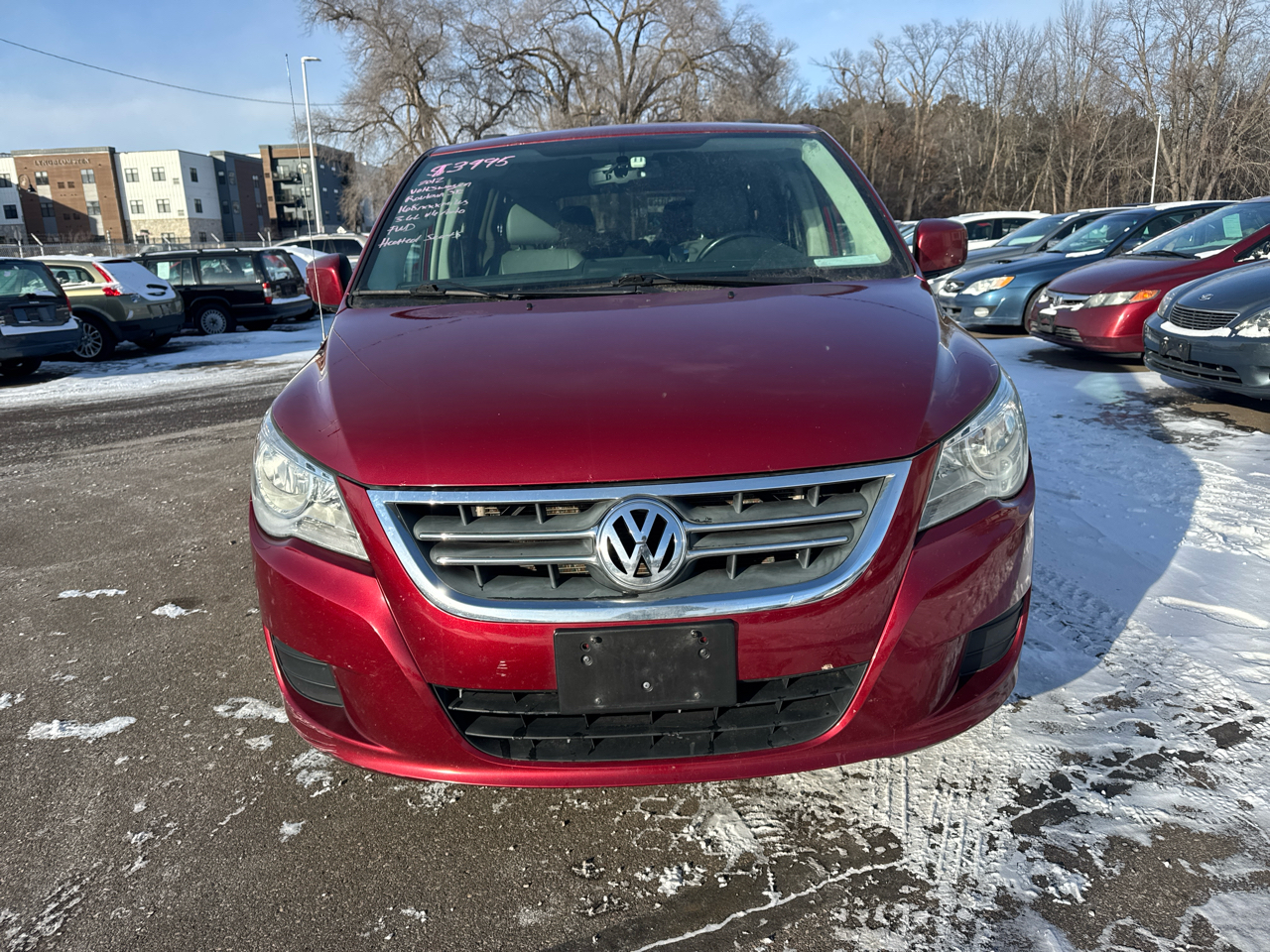 Volkswagen Routan 4dr Wgn SE 2012