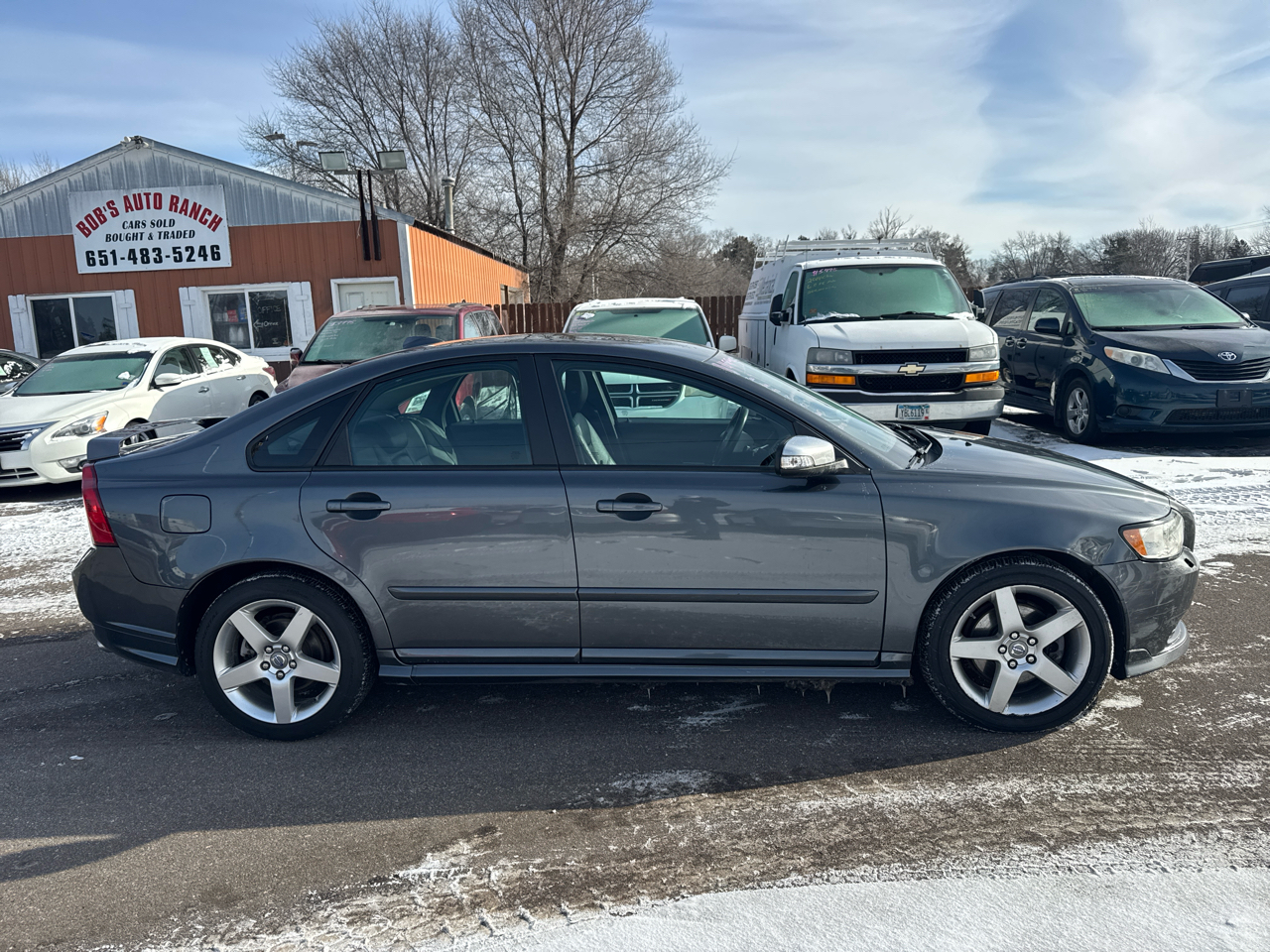Volvo S40 4dr Sdn 2.5T R-Design FWD 2009
