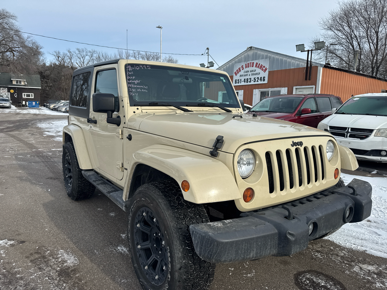 Jeep Wrangler 4WD 2dr Sahara 2011