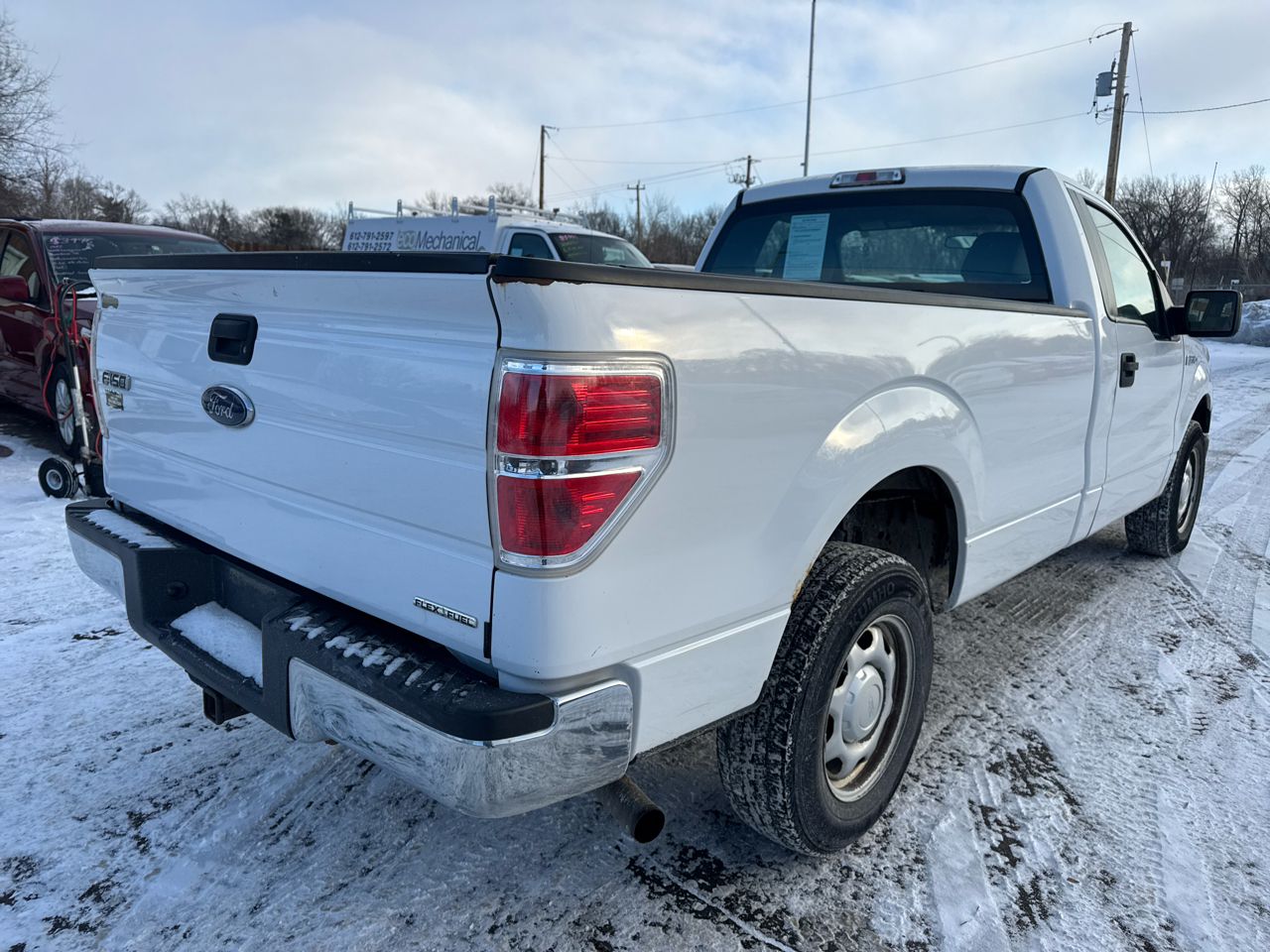 Ford F-150 2WD Reg Cab 126" STX 2014
